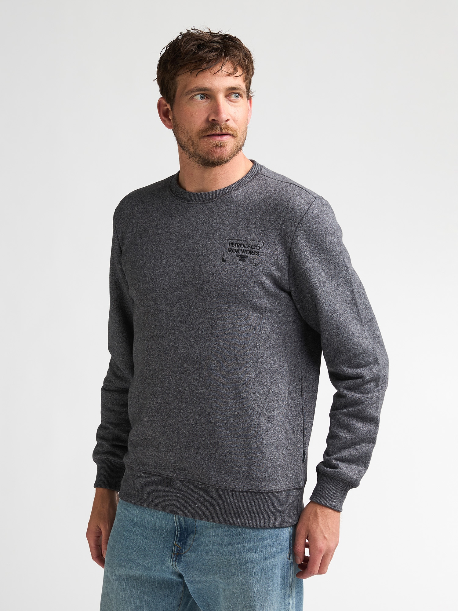 Petrol Industries Sweatshirt, Mit Rundhalsausschnitt, Kleine Logostickerei