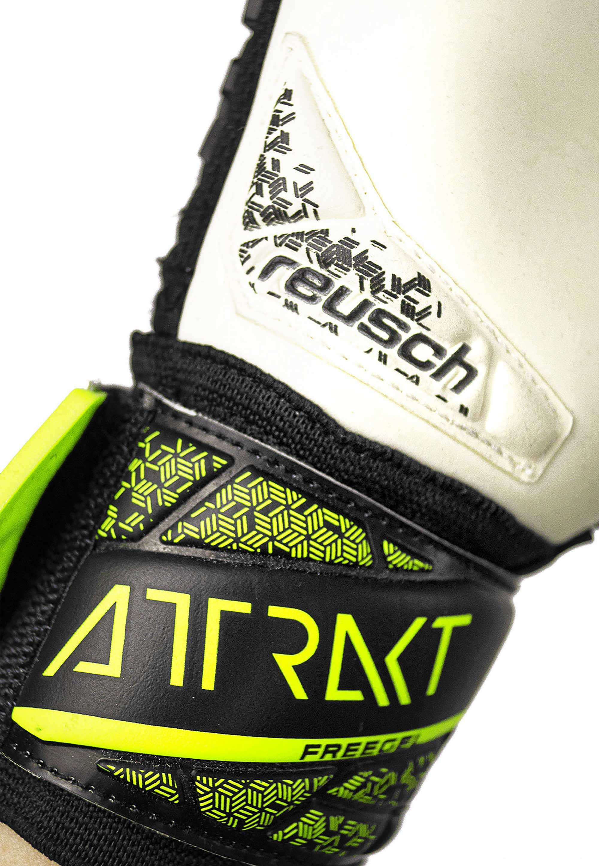 Reusch Torwarthandschuhe »Attrakt Freegel Gold Junior«, mit Finger Support Evolution Negative Cut