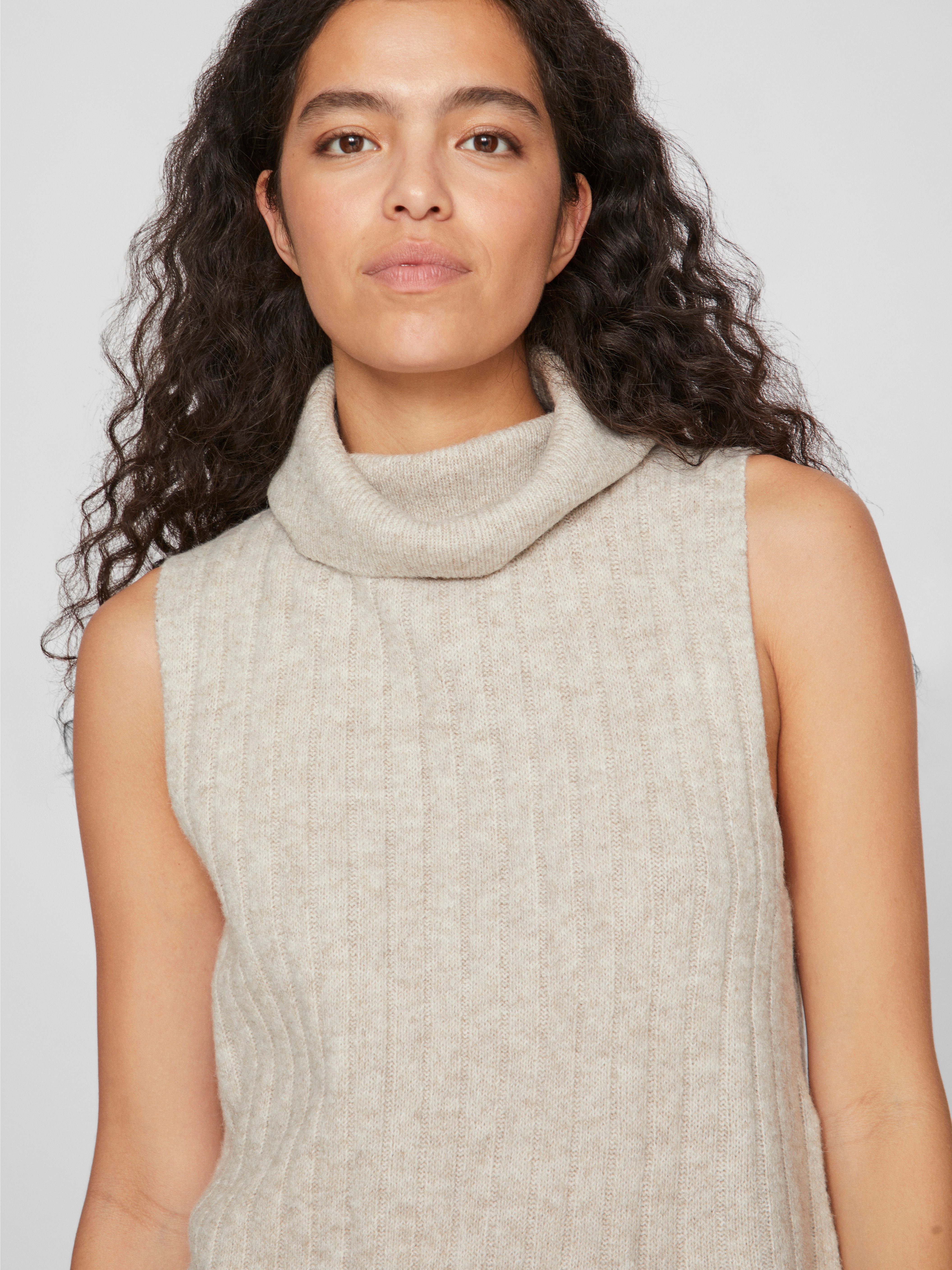 Thumbnail - Vila Pullunder "VIBELUNA HIGH NECK S/L KNIT VEST-NOOS"