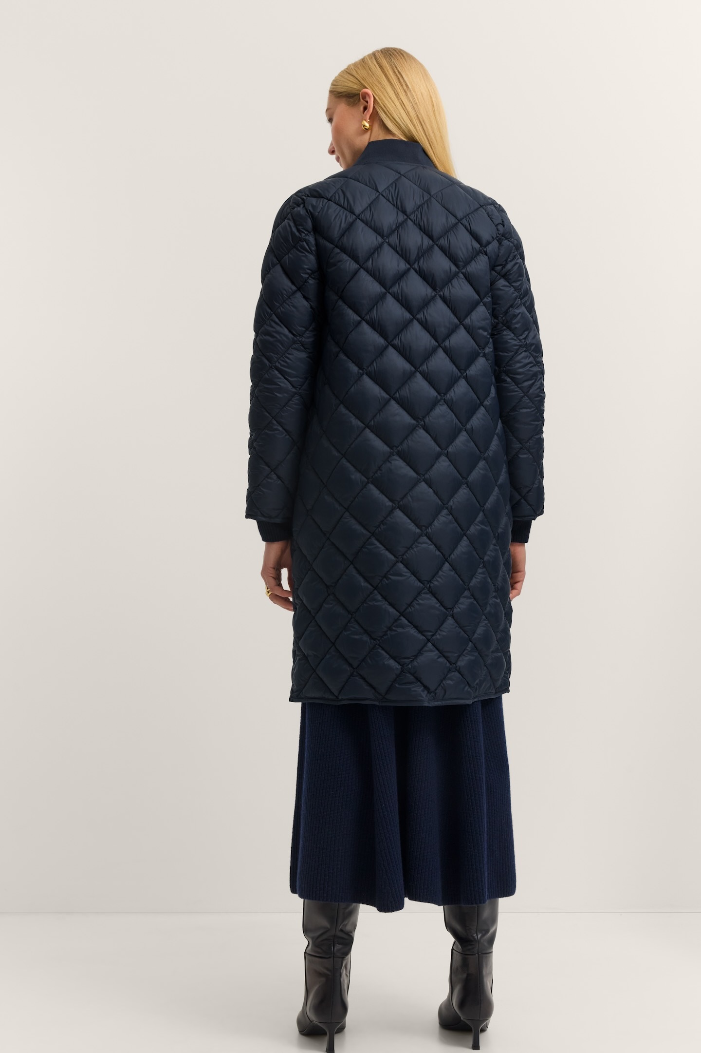 bugatti Kurzmantel "Airseries", mit Rautensteppung & Collegekragen günstig online kaufen