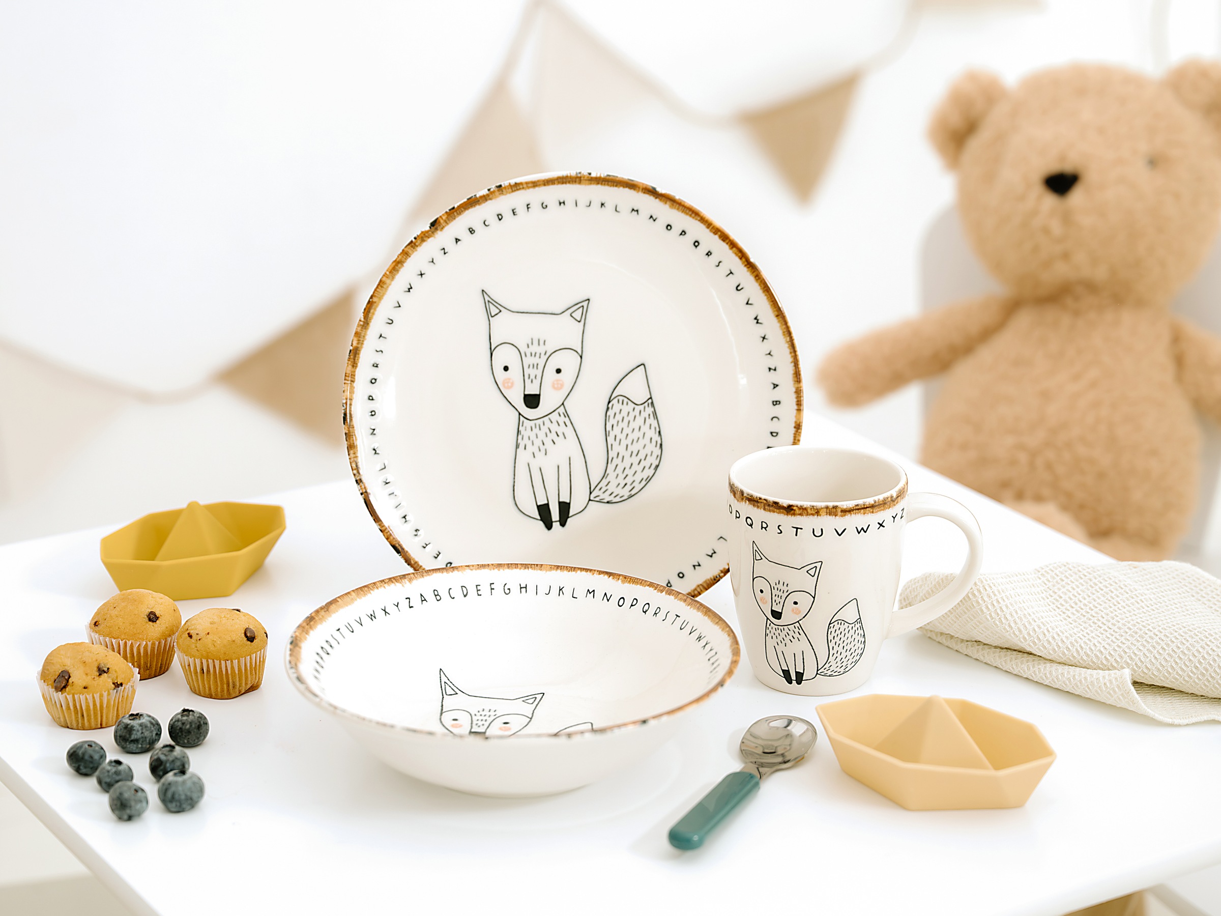 CreaTable Kindergeschirr-Set »Freunde des Waldes Fuchs, Kinder Set 3-tlg.« Tiermotive, skandinavischer Stil, unregelmäßiger brauner Rand