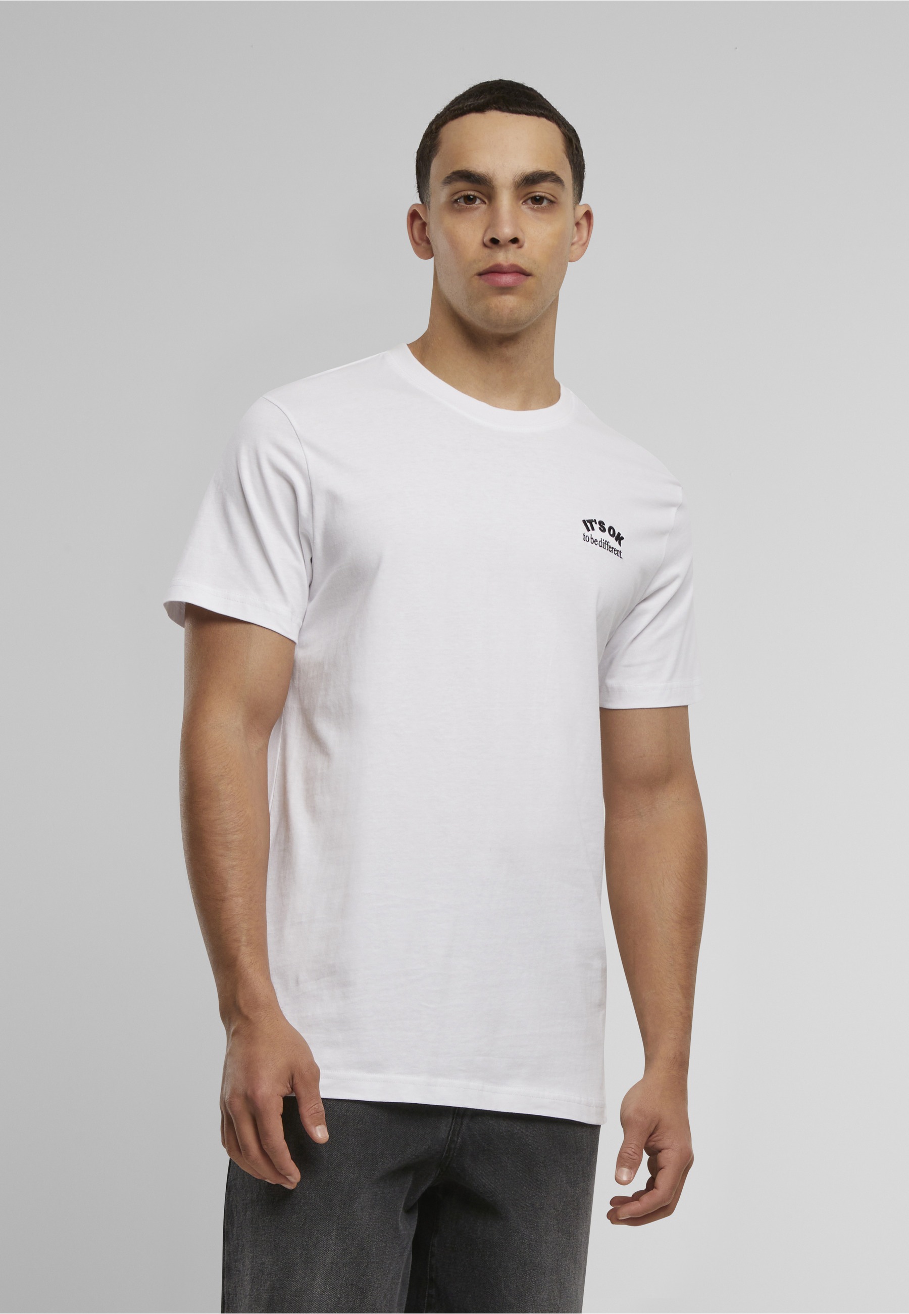 MisterTee T-Shirt »MisterTee It's Ok EMB Tee« 1 Stk.