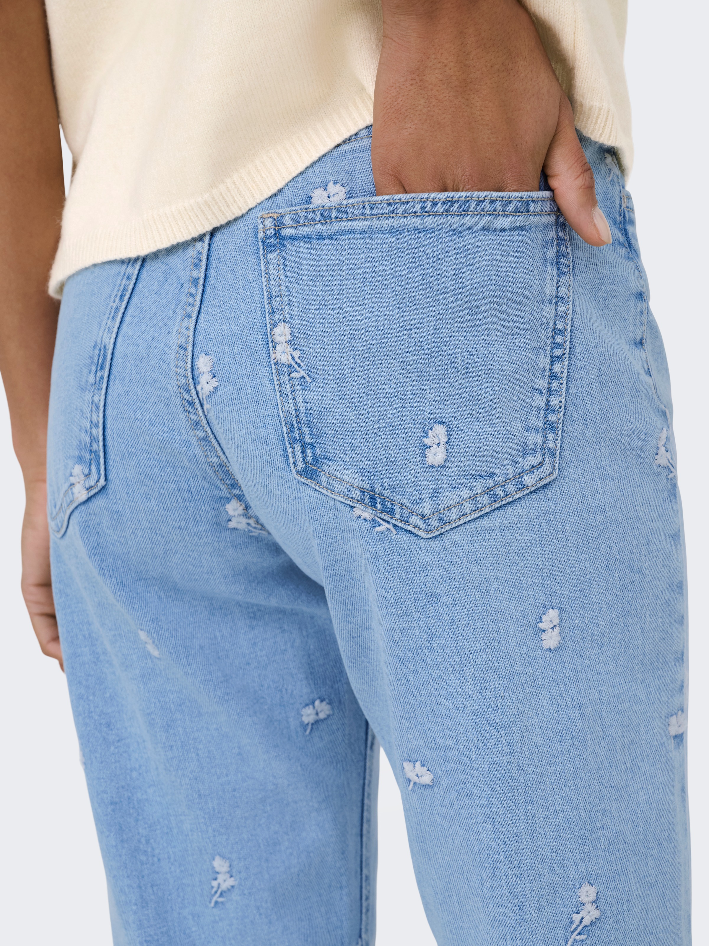 ONLY Straight-Jeans "ONLEMILY HW STRETCH EMB STRA ANK DNM AZG" Baumwollmisc günstig online kaufen