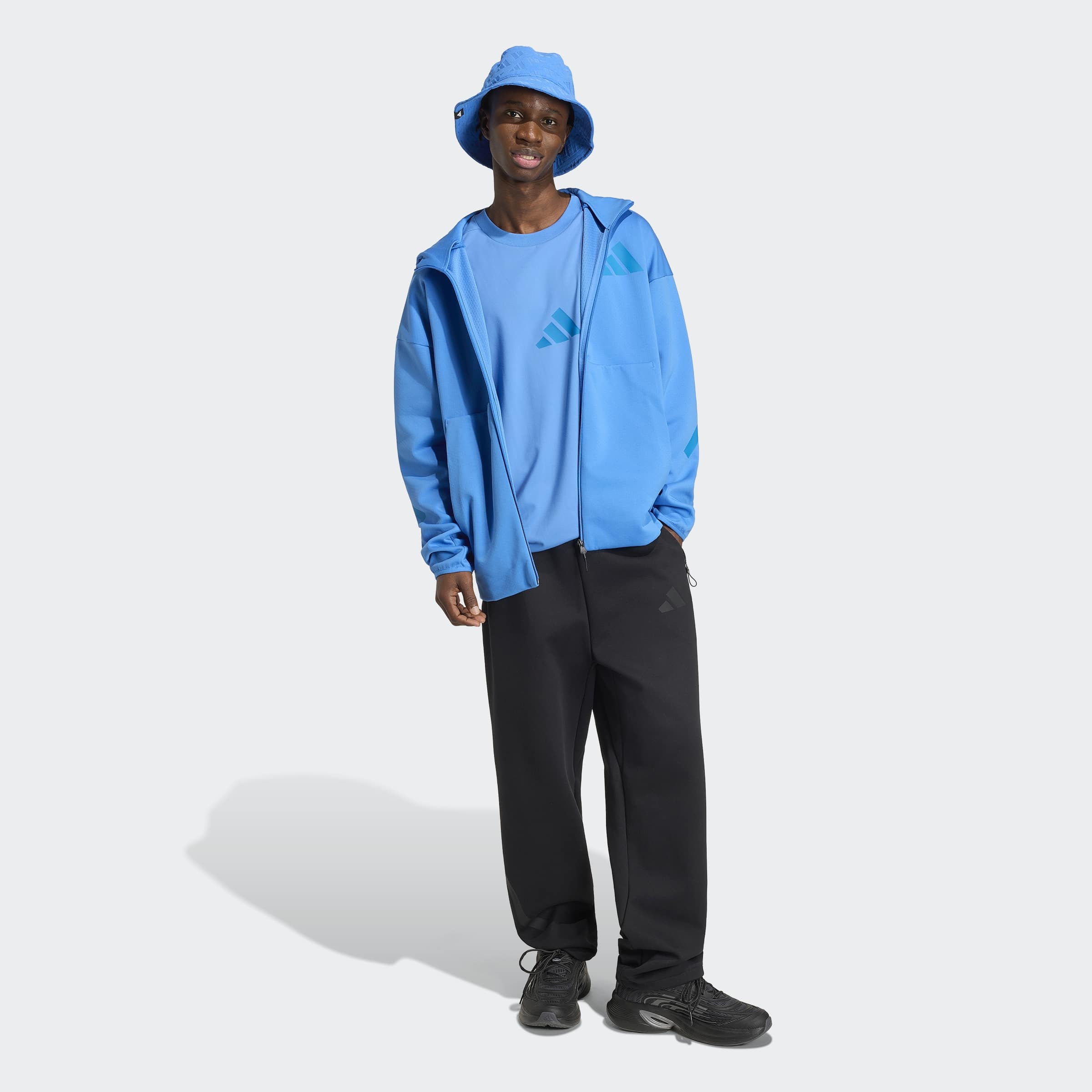 adidas Sportswear Kapuzensweatshirt »NEW ADIDAS Z.N.E. ZIP-HOODIE«, für sportliche Aktivitäten, aus Polyester und Baumwolle

