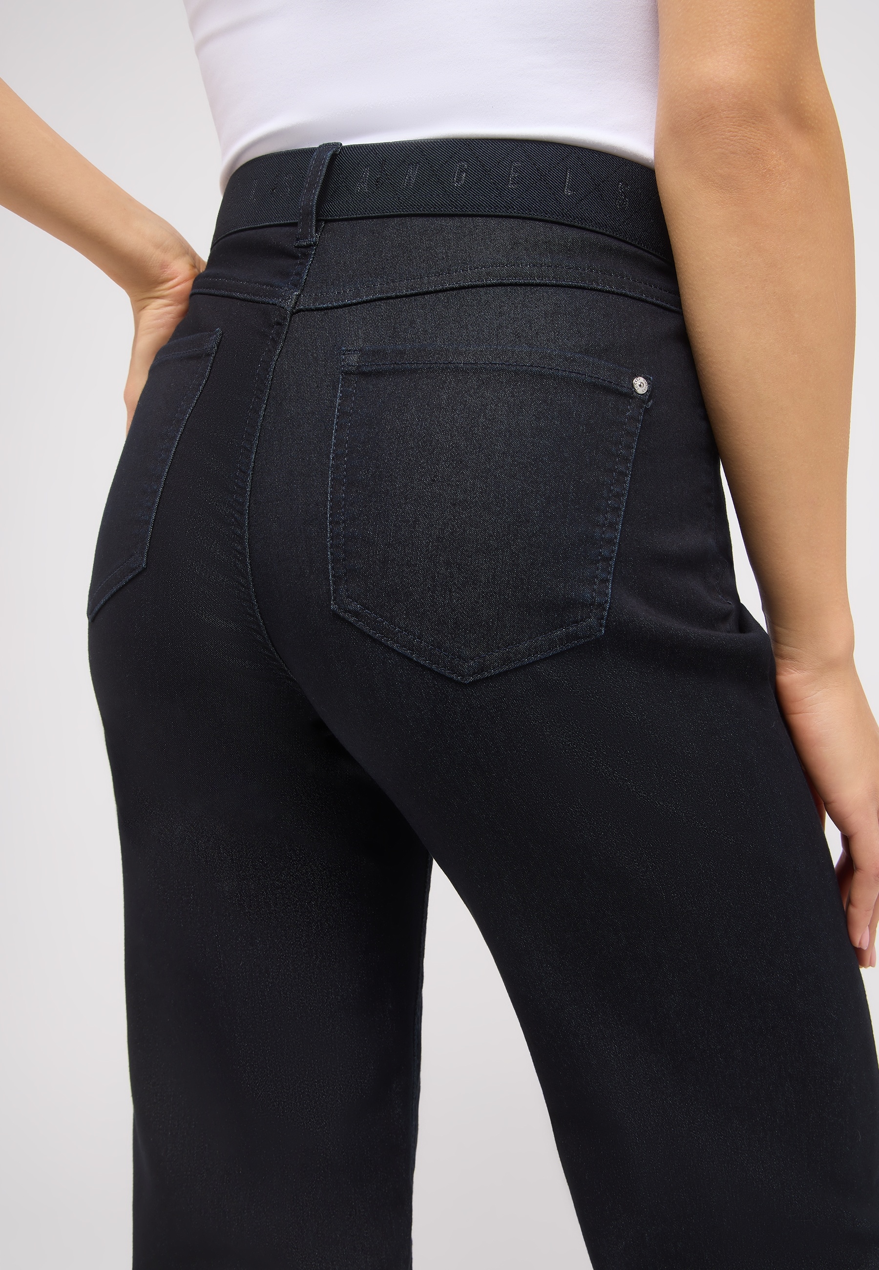 ANGELS 5-Pocket-Jeans »LIZ SPORTY« weite Passform, mit 1-Knopf-Form, mit Metallreißverschluss