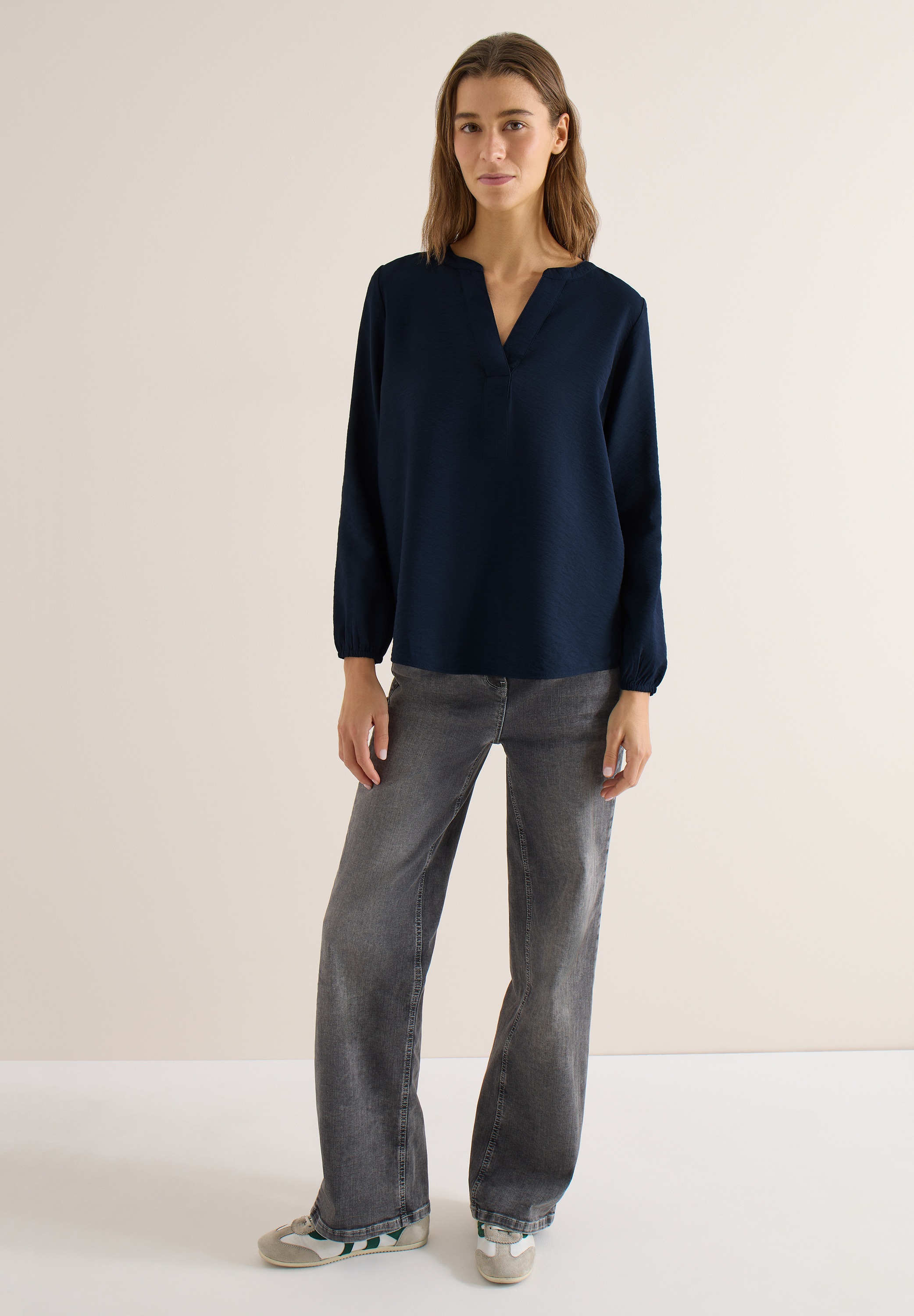 Thumbnail - Cecil Langarmbluse in Unifarbe