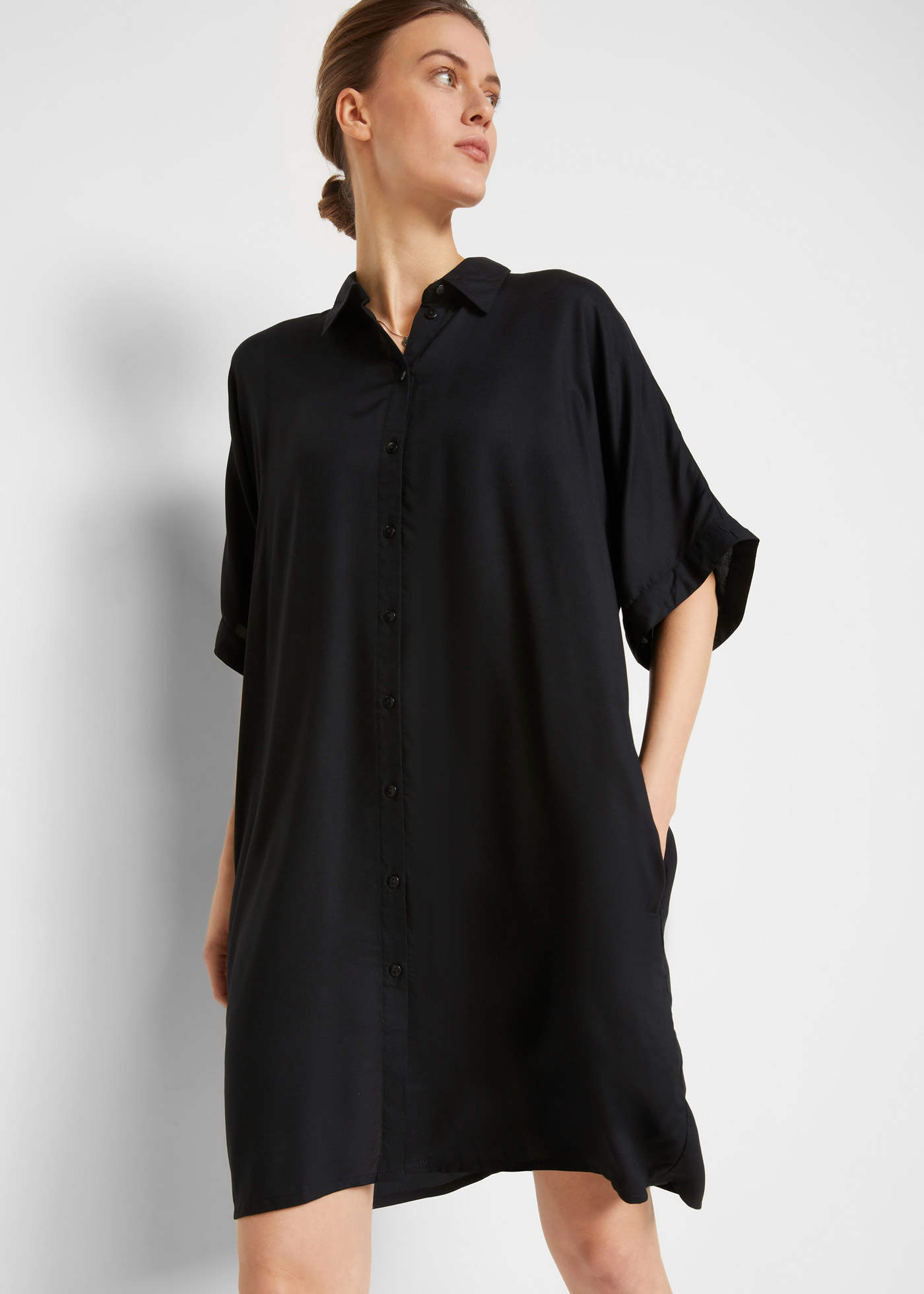 bonprix Eingrifftaschen für den Alltag, aus Viskose, Oversize Passform, mit Knopfleiste