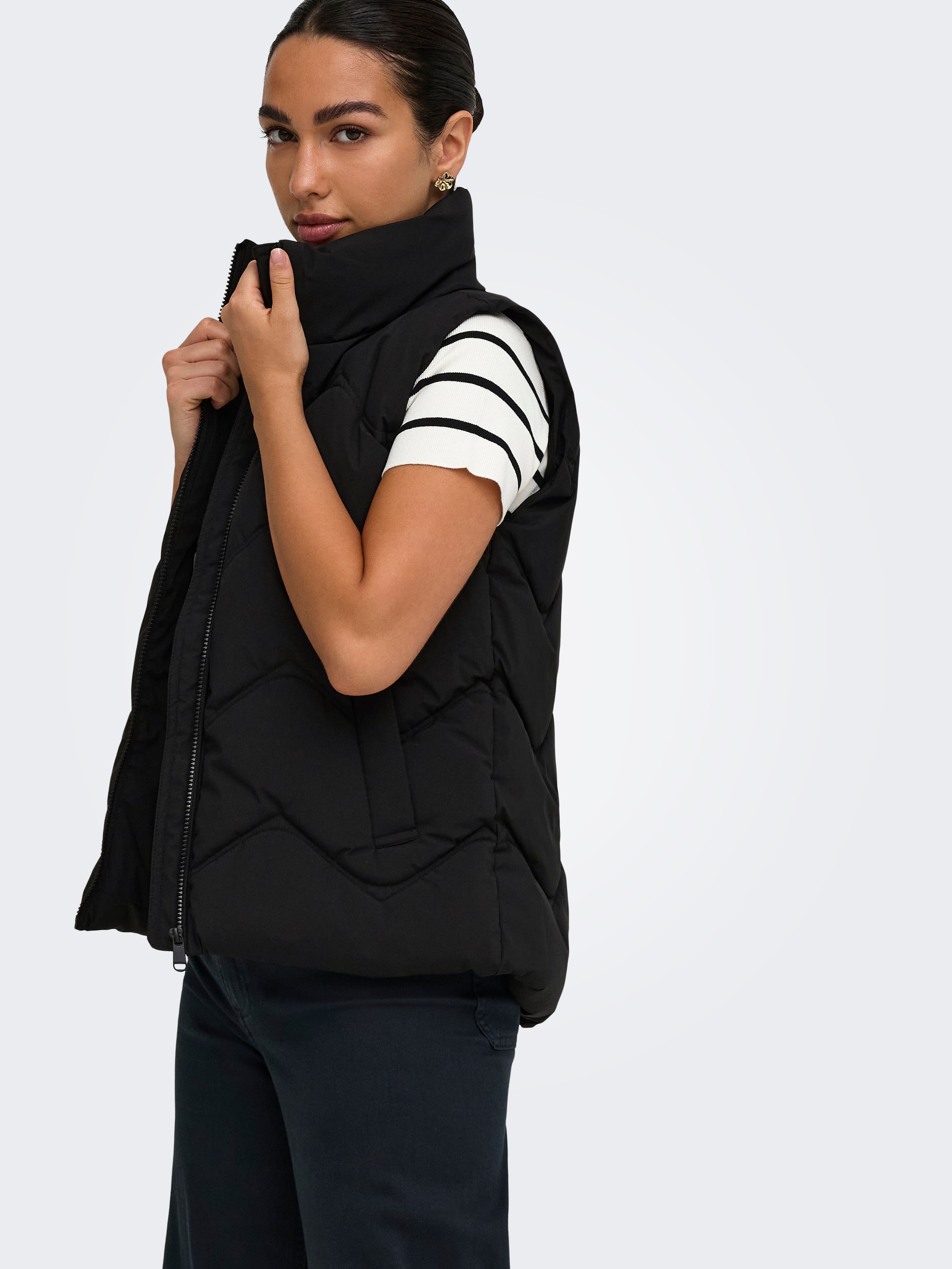 JDY Steppweste »JDYPOWER SHORT WAISTCOAT OTW HAB« Kunstfaser