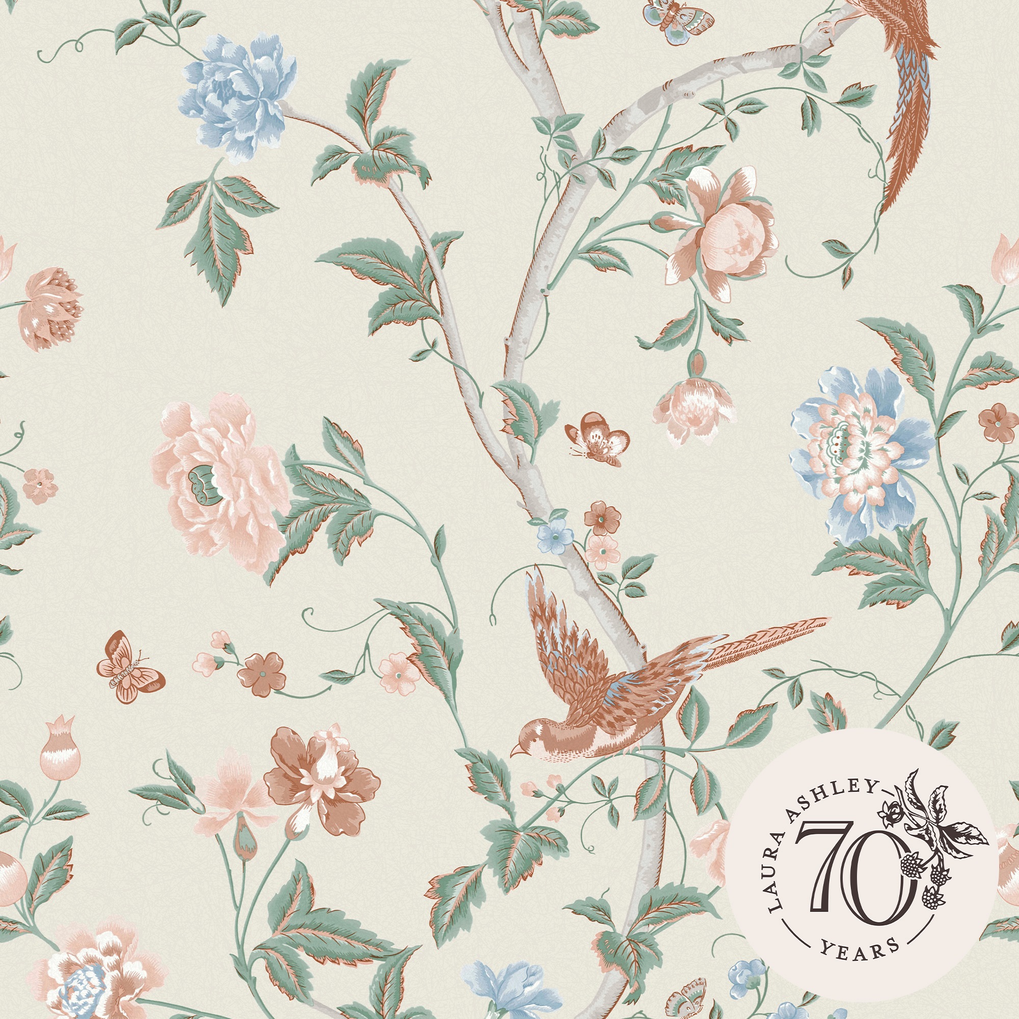 Papier peint intissé à motif fleuri – Dimensions 1005 x 52 cm – Raccord droit 64 cm – Entretien facile – Fabriqué en Angleterre – Laura Ashley