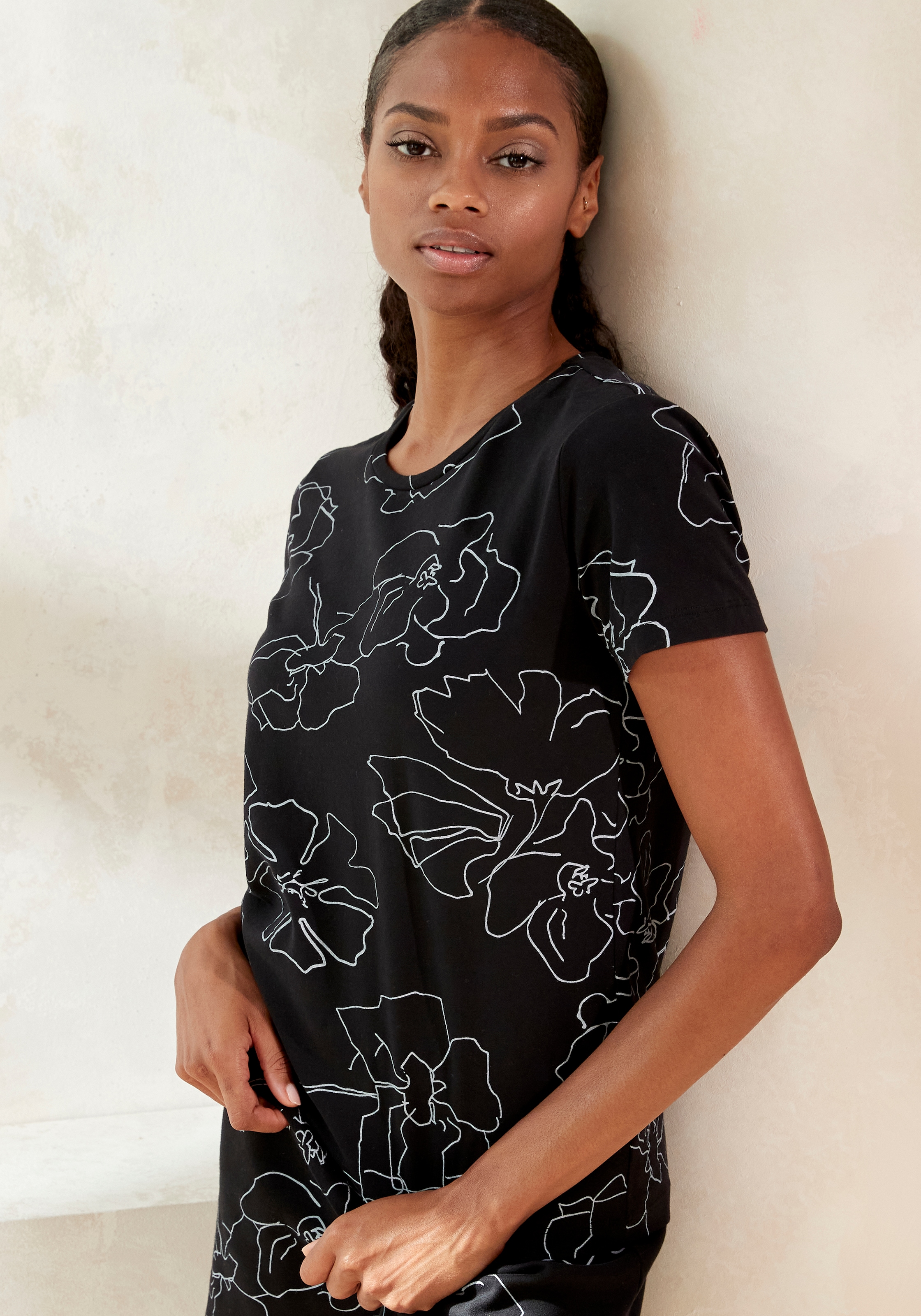 LASCANA Kurzarmshirt "-T-Shirt", mit Blütendruck, Loungewear