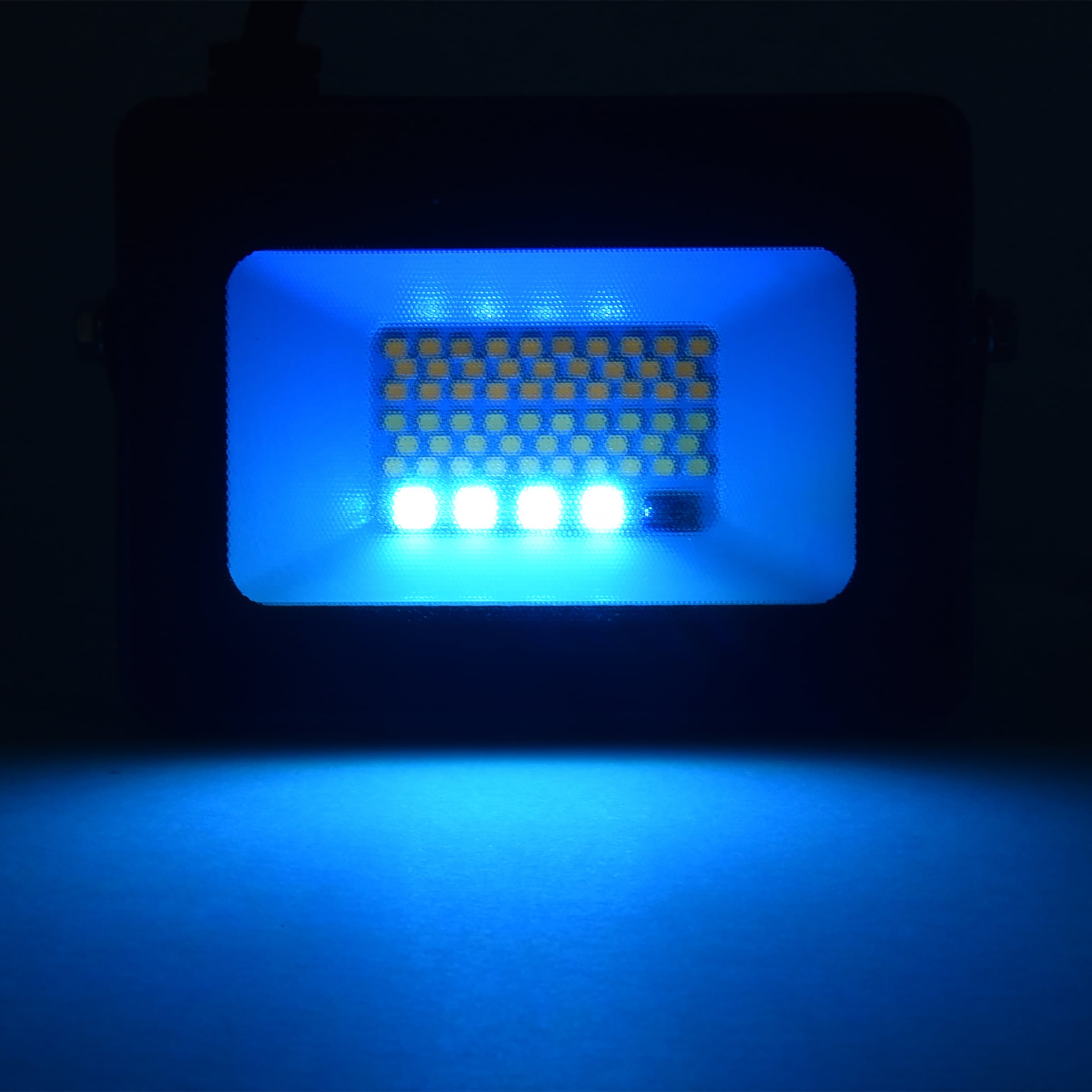 näve LED Gartenstrahler »Pia« LED-Modul 1 Stk. RGB | warmweiß - kaltweiß RGBW, Memory, Nachtlicht, dimmbar, Fernbedienung, Zuleitung 300cm