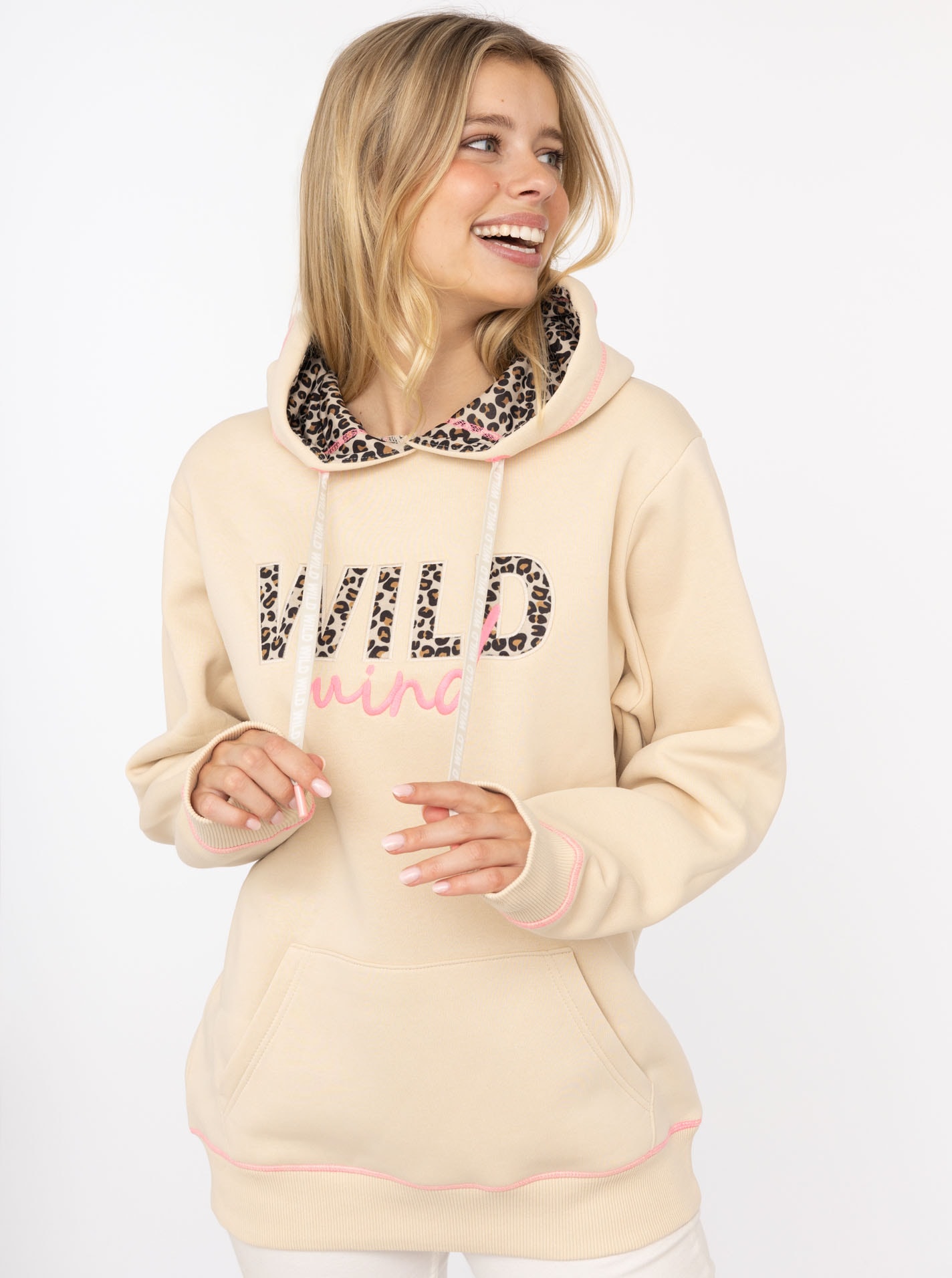 Zwillingsherz Hoodie ""Wild Mind"", mit Leo Stickerei und Leo Kapuze sowie günstig online kaufen