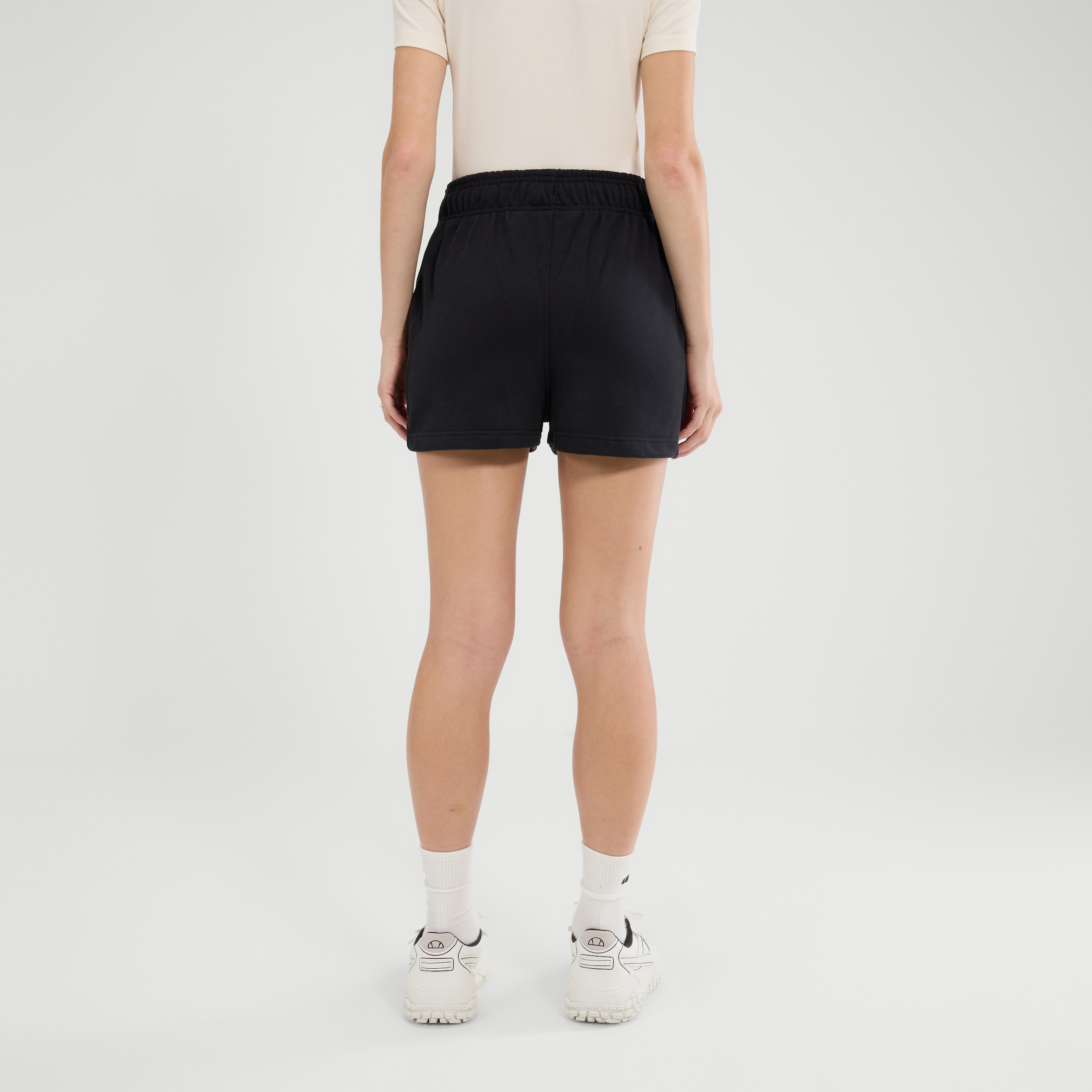 Ellesse Sweatshorts »ALTILIA SHORTS«  mit Gummizug, bequeme Passform, aus Baumwolle und Polyester
