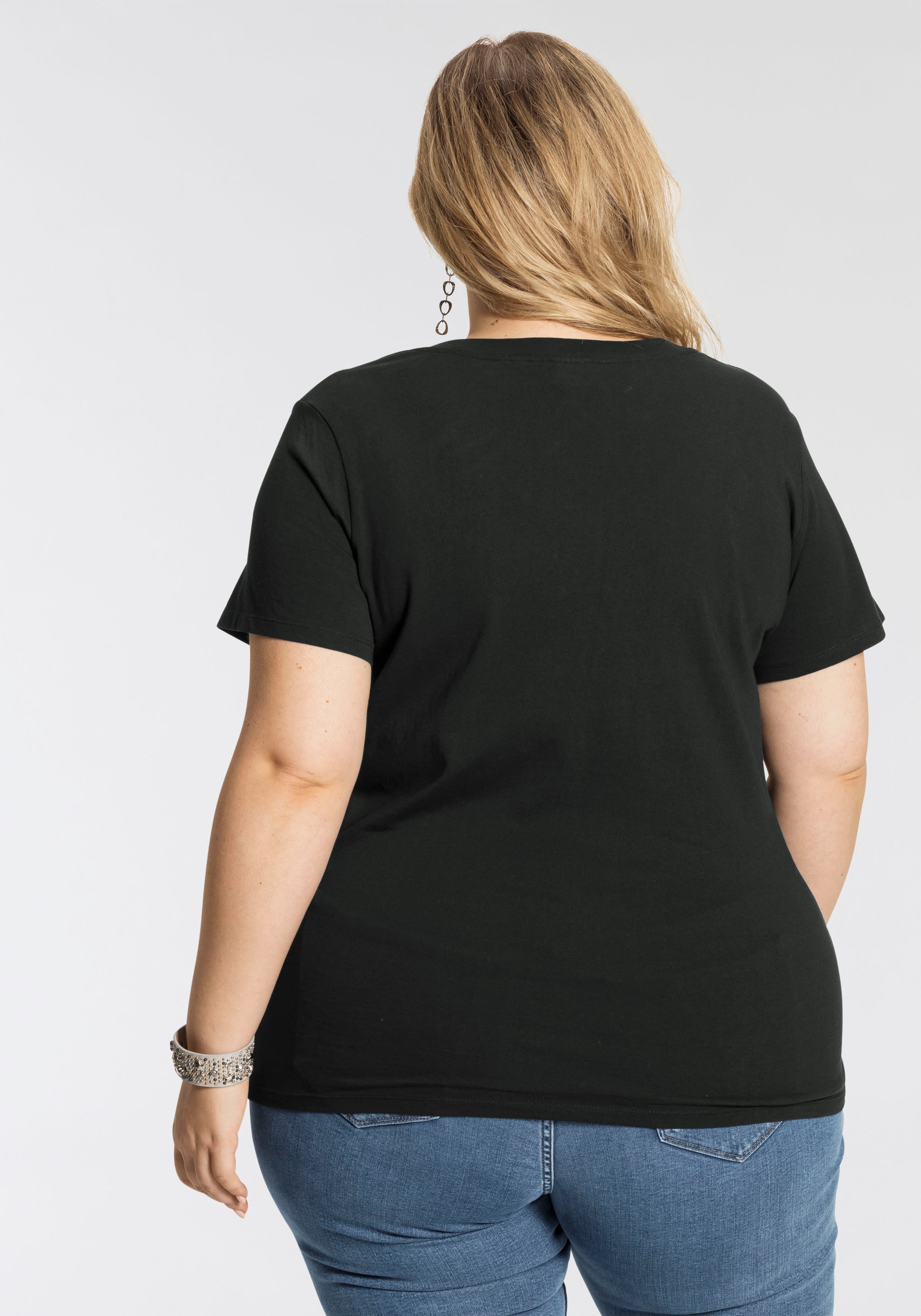 Thumbnail - Levis Plus V-Shirt "V NECK TEE" Figurumspielende Passform