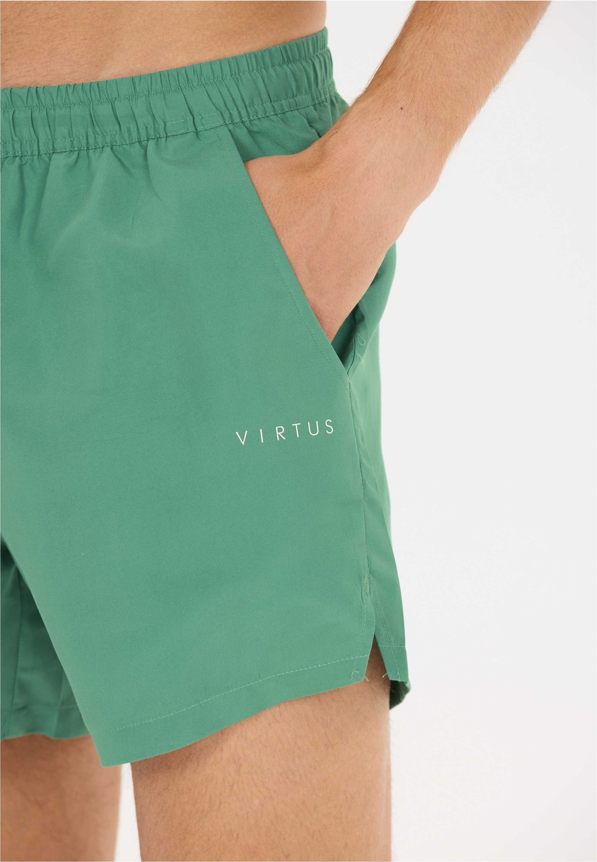 Virtus Badeshorts »Smither V2« atmungsaktiv