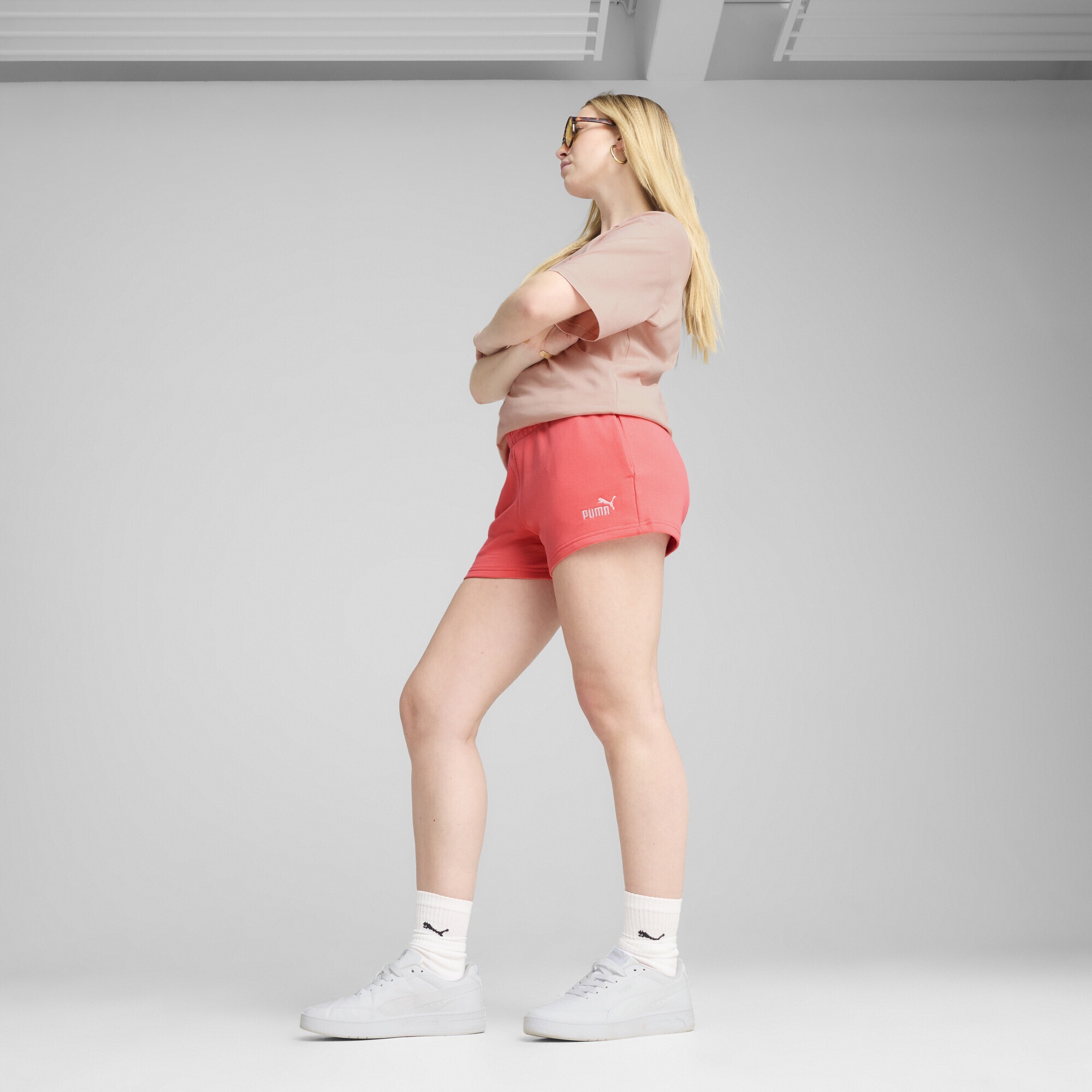 PUMA sportinės kelnės »ESS Small No. 1 Logo 4'' Šortai Damen«