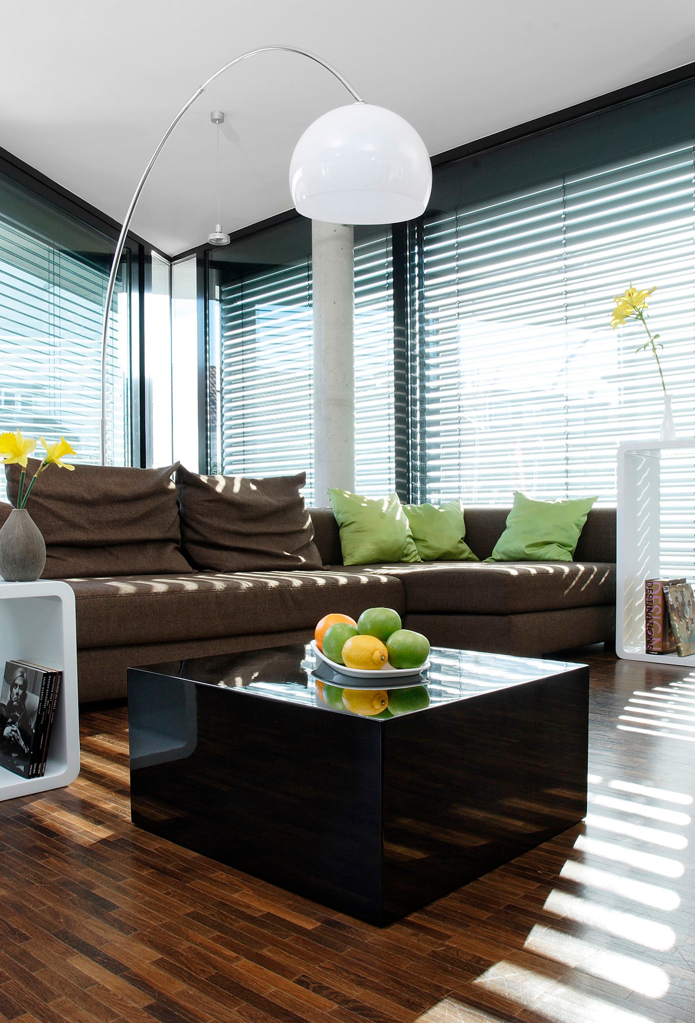 SalesFever Couchtisch Schnörkelloses Design trifft auf ultramoderne Hochgla günstig online kaufen
