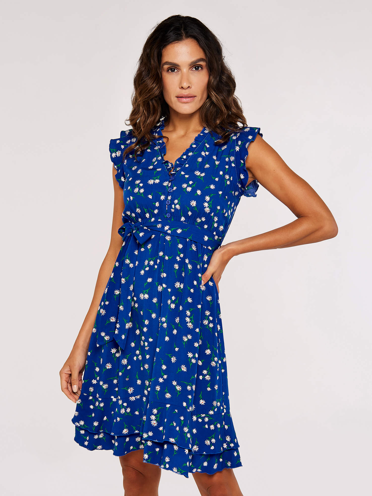 Apricot Minikleid "Geblümtes Kleid" mit Taillenband, 2 tlg. mit Rüschen und Gänseblümchen