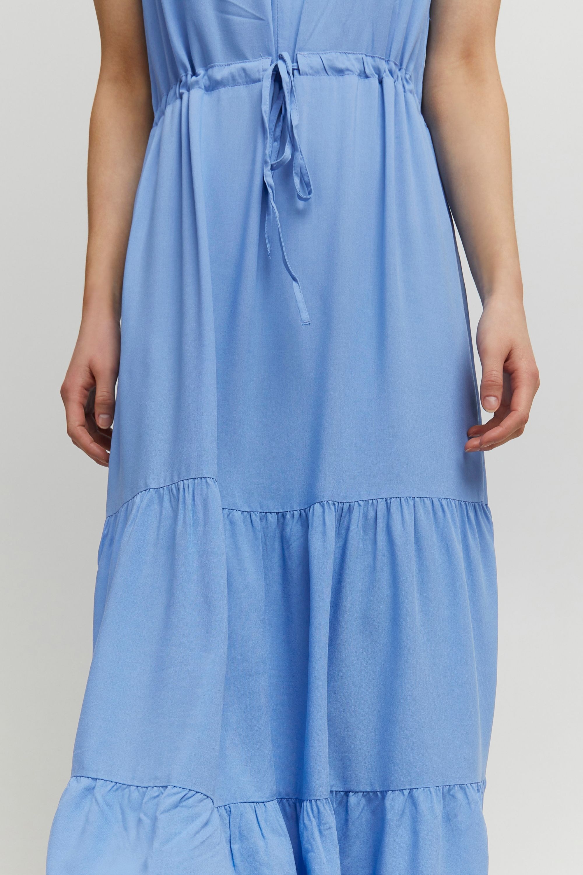 b.young Midikleid »Midikleid BYMmjoella«