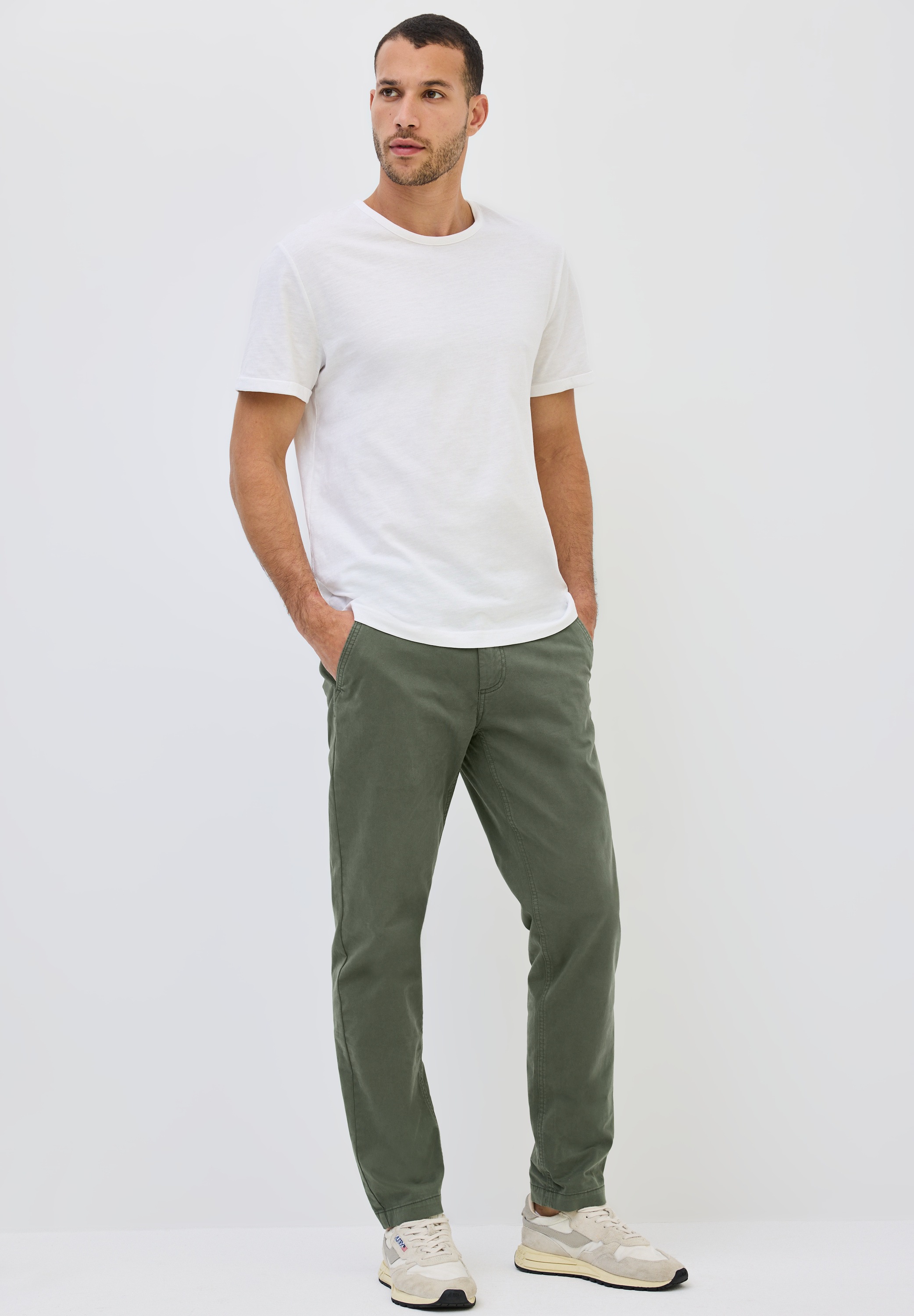 STREET ONE MEN Chinohose, aus Baumwolle mit Stretchanteil