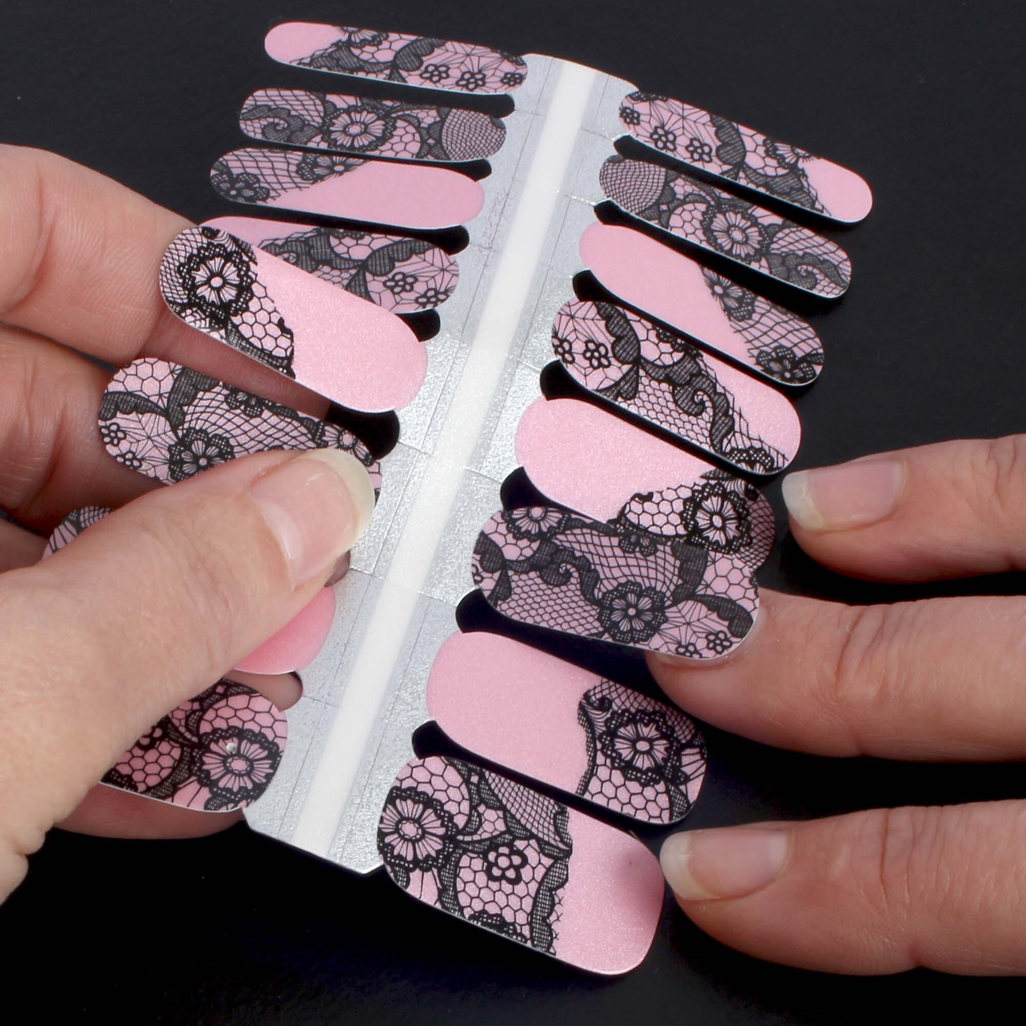 Vargu Nageldesign Zubehör »textile fusion«, aus zertifizierter Produktion (SGS / SEDEX) und Material (FSC)