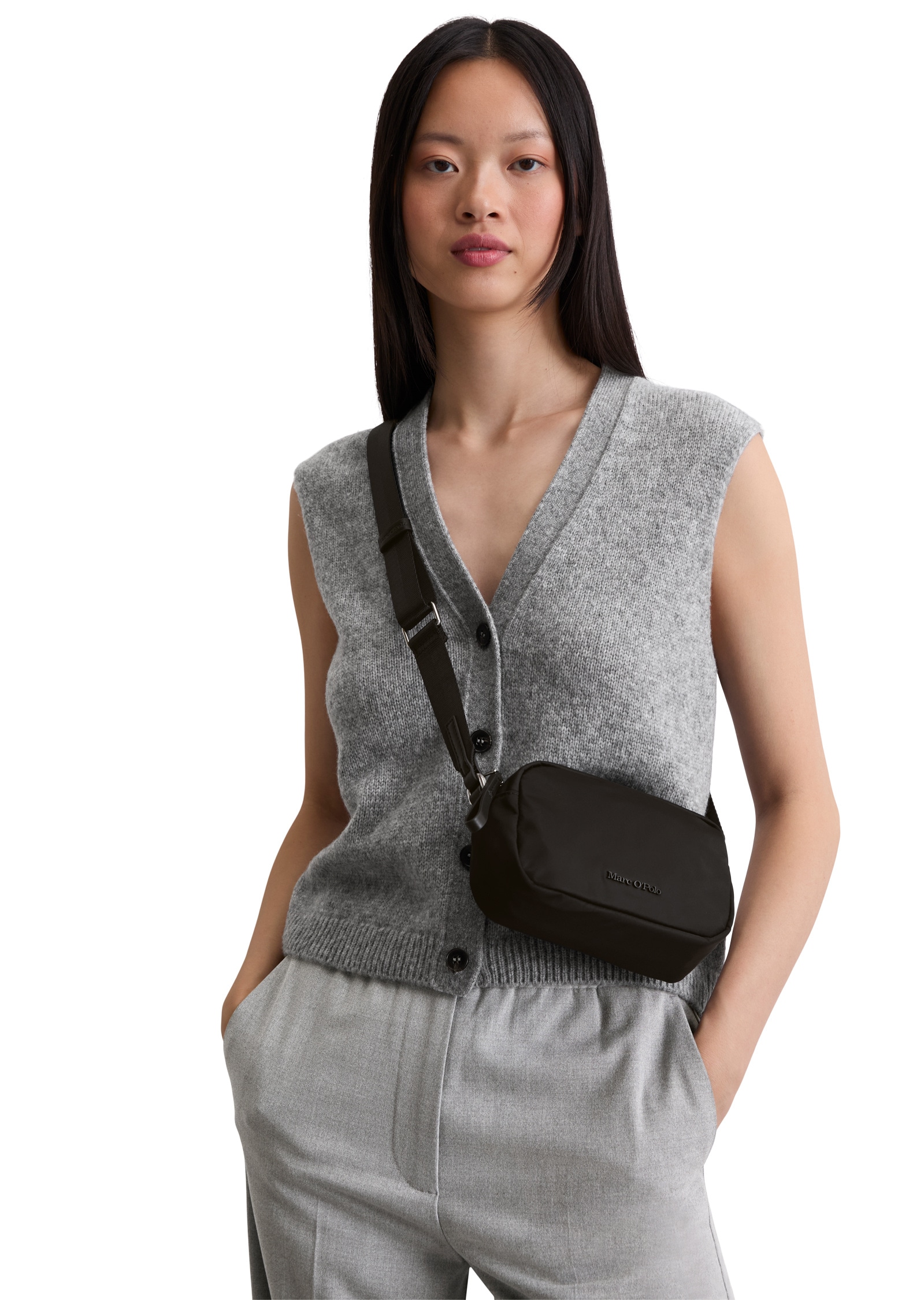 Marc O'Polo Umhängetasche »aus recyceltem Material«