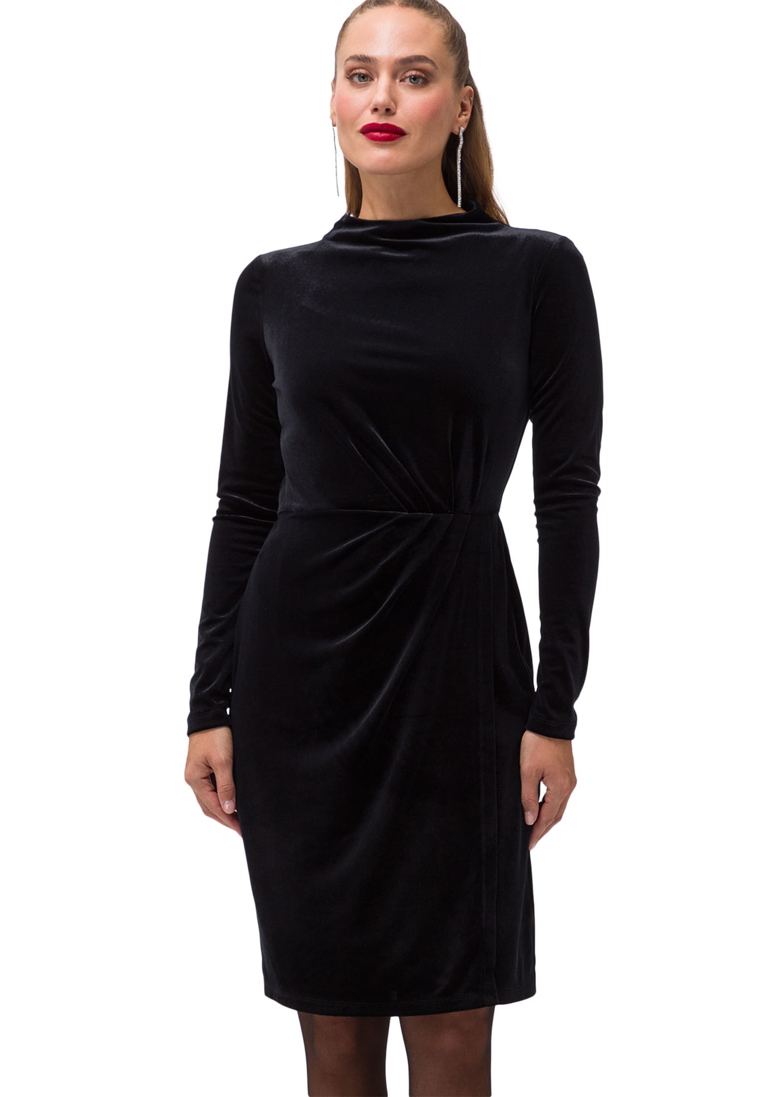 Zero Samtkleid "zero Samtkleid mit hohem Kragen", Falten