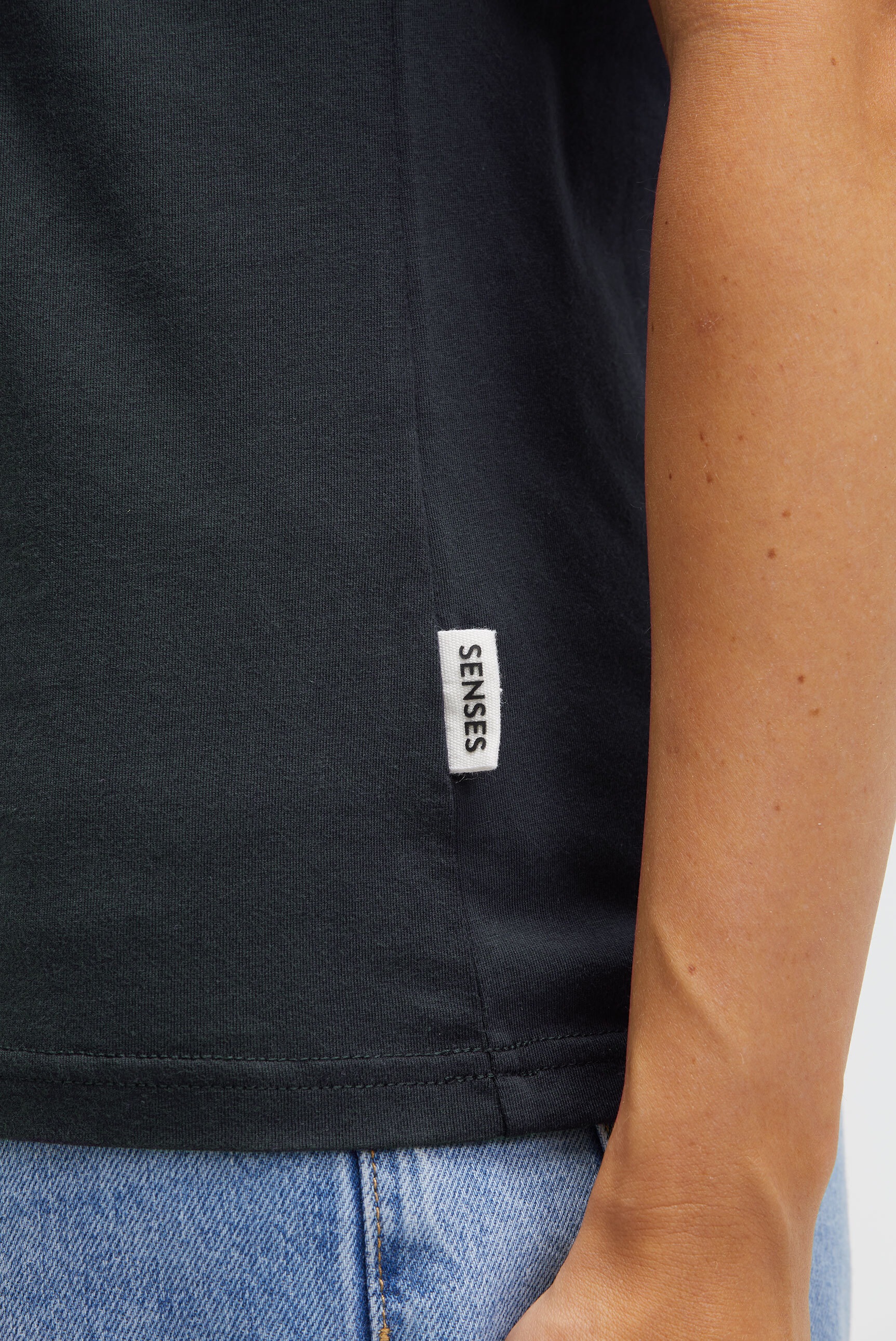 SENSES.THE LABEL V-Shirt, aus Baumwolle