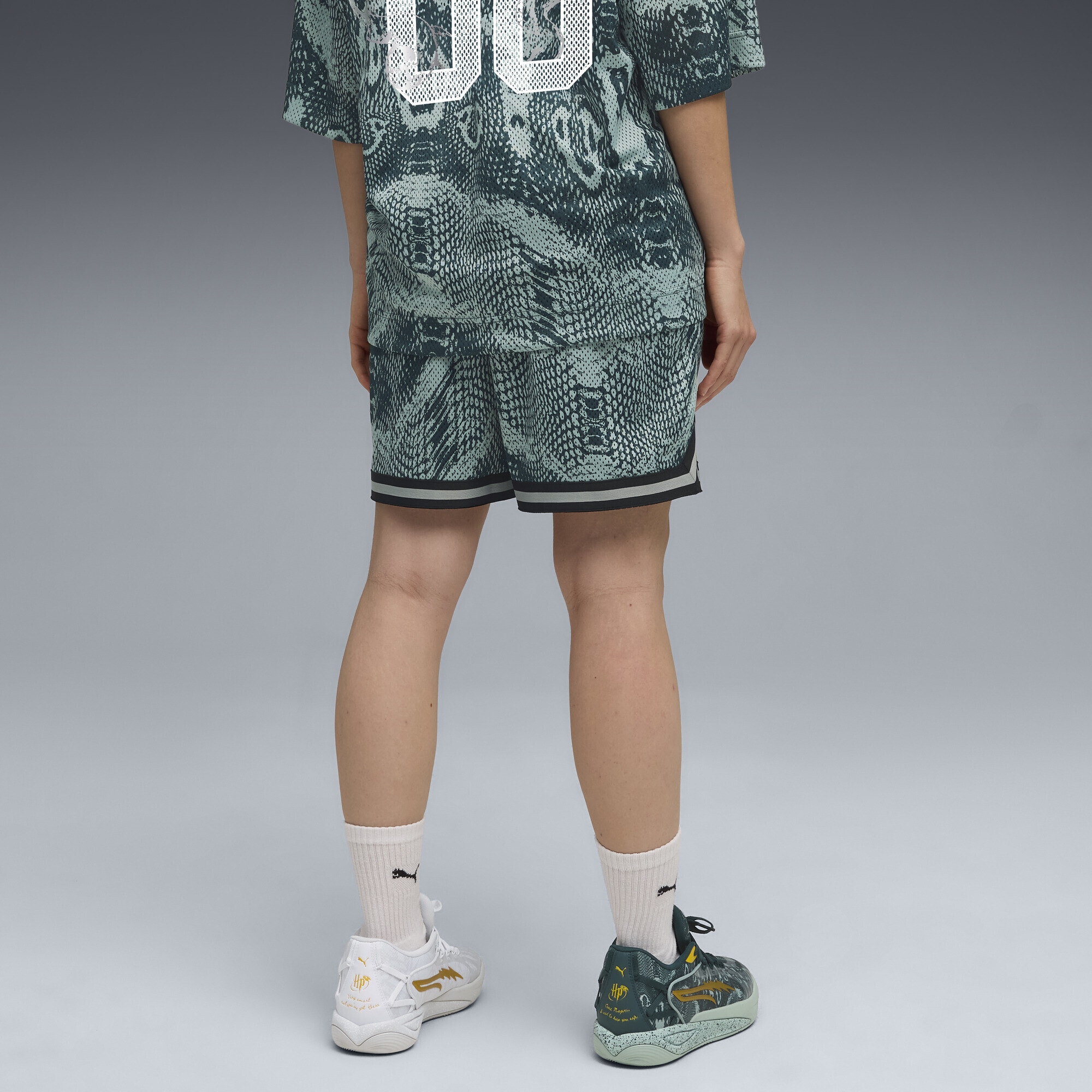 PUMA Shorts »PUMA HOOPS x HARRY POTTER™ Shorts Damen«