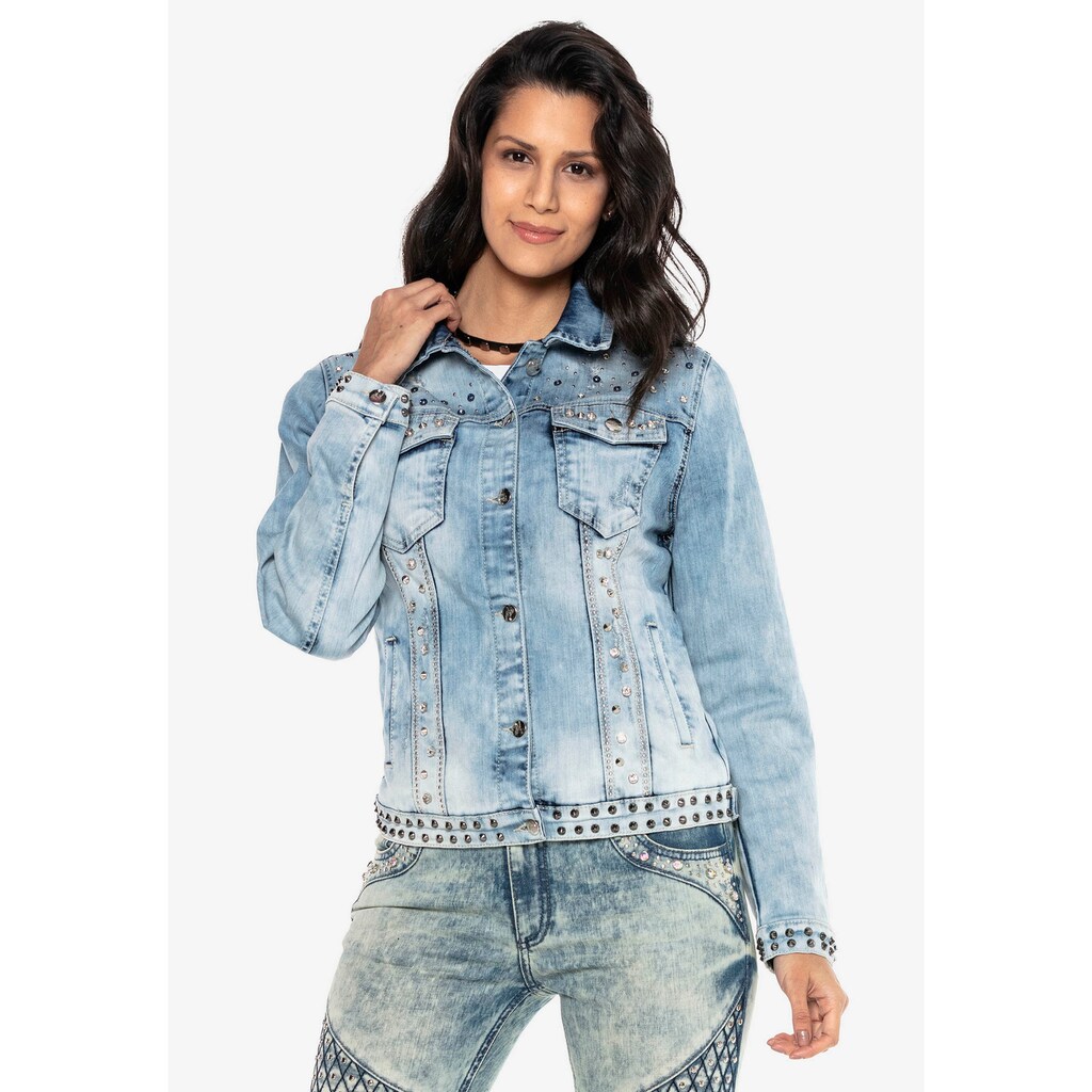 Cipo & Baxx Jeansjacke, mit auffälligen Applikationen