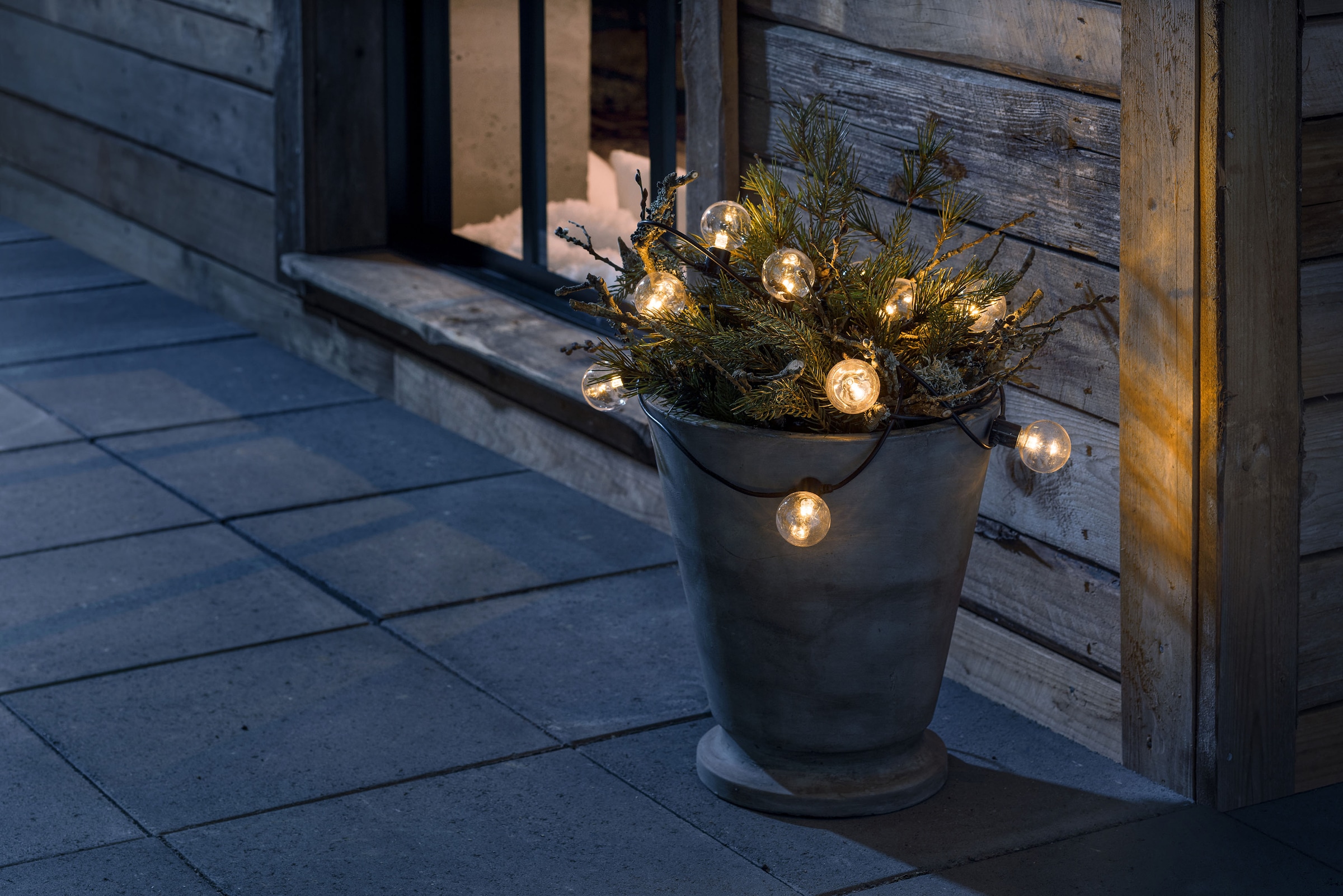 KONSTSMIDE LED-Lichterkette »Weihnachtsdeko aussen«, 20 St.-flammig, LED  Biergartenkette, 20 klare Birnen / 40 bernsteinfarbene Dioden bestellen |  BAUR