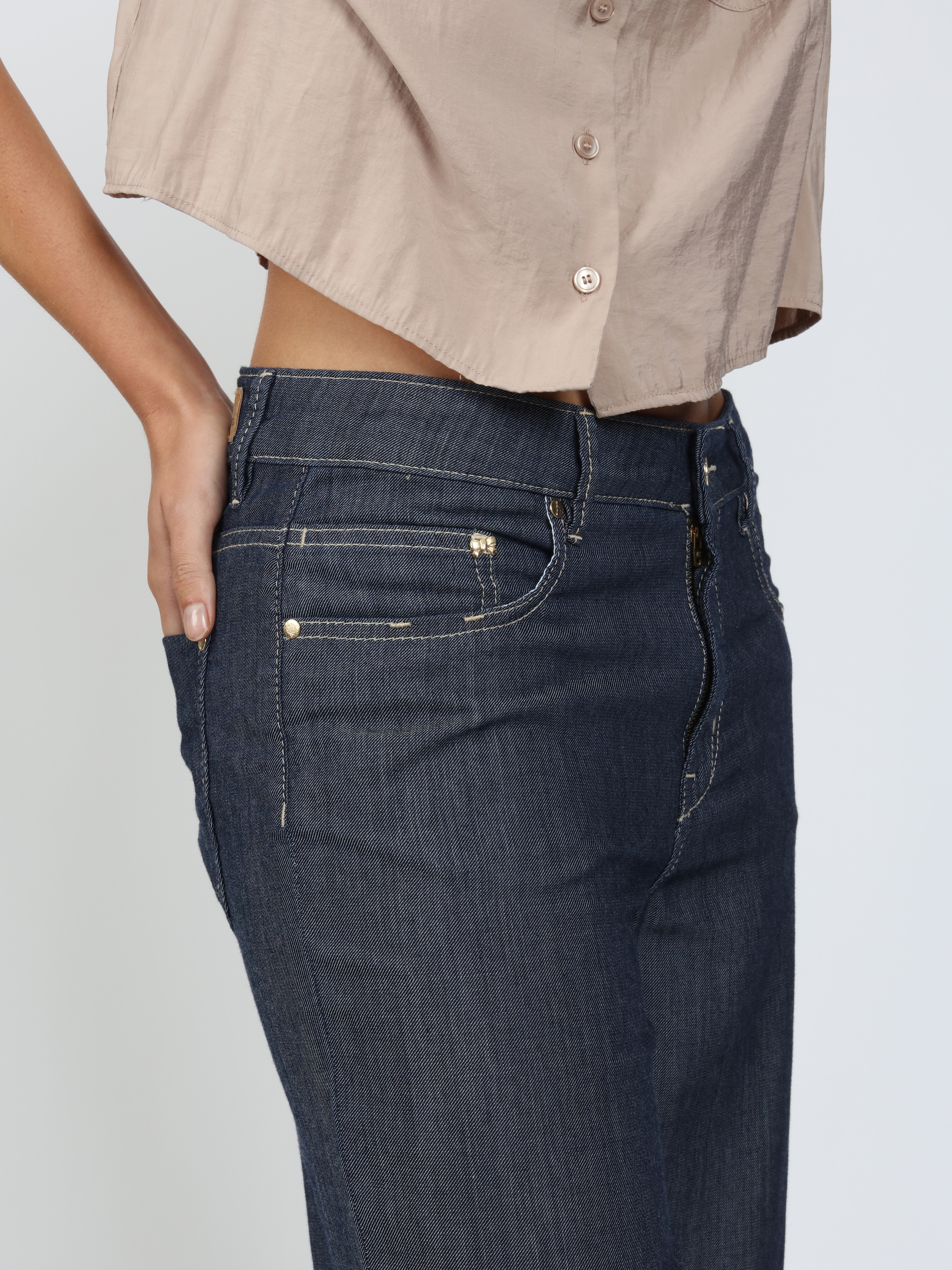 GANG Weite Jeans »94CARLOTTA« Light Denim, mit Lyocell