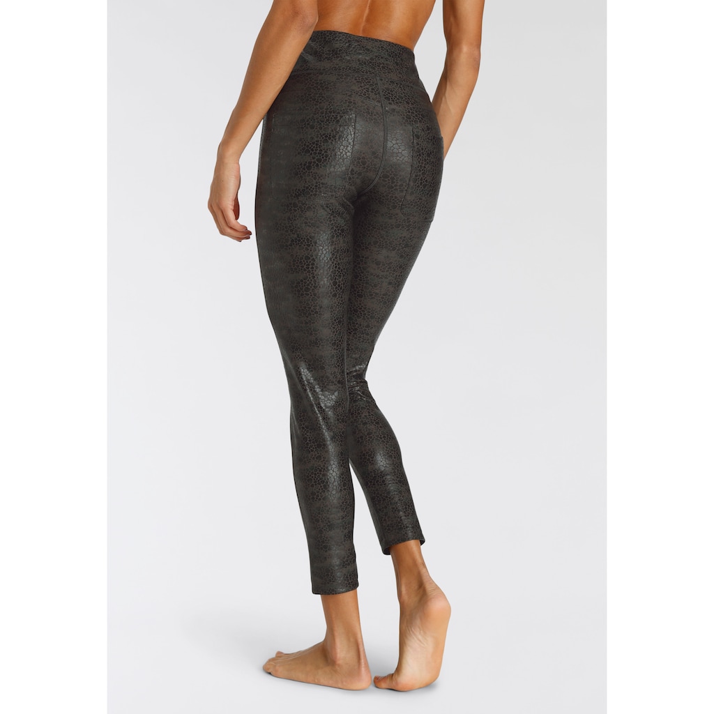 LASCANA Leggings, mit modischem Alloverdruck