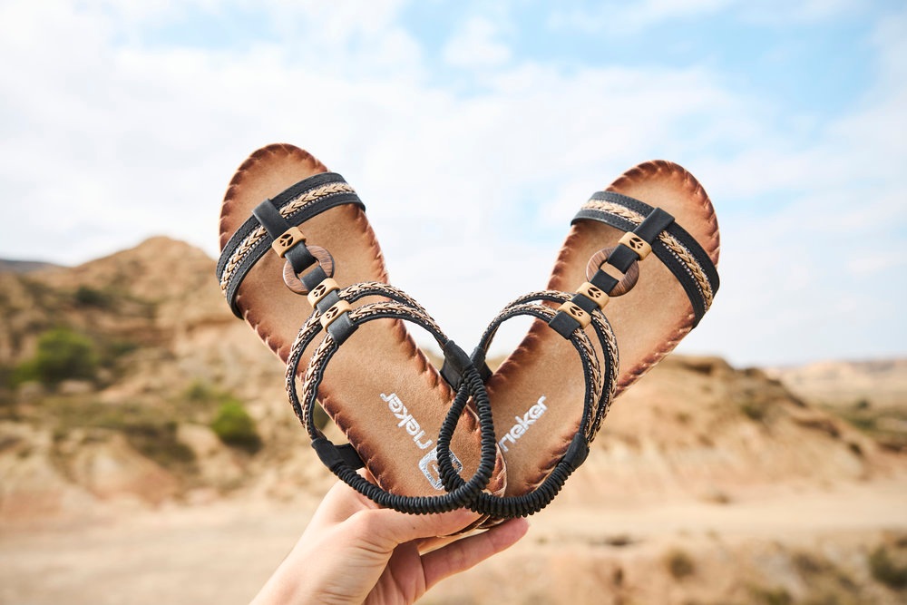 Rieker Sandale  Sommerschuh, Urlaubsschuh, Schlupfsandale mit Gummizug