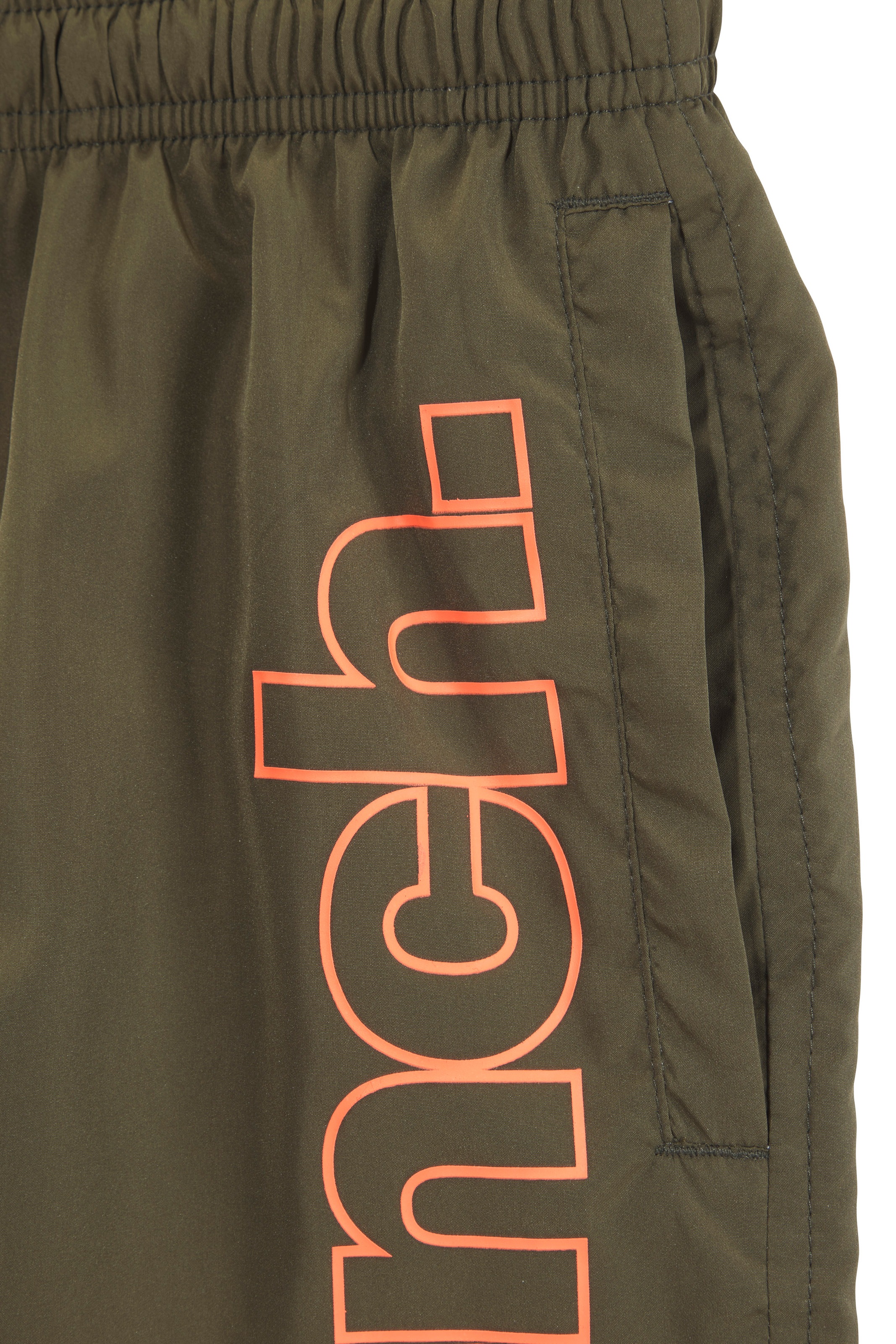 Bench. Badeshorts mit Logoschriftzug