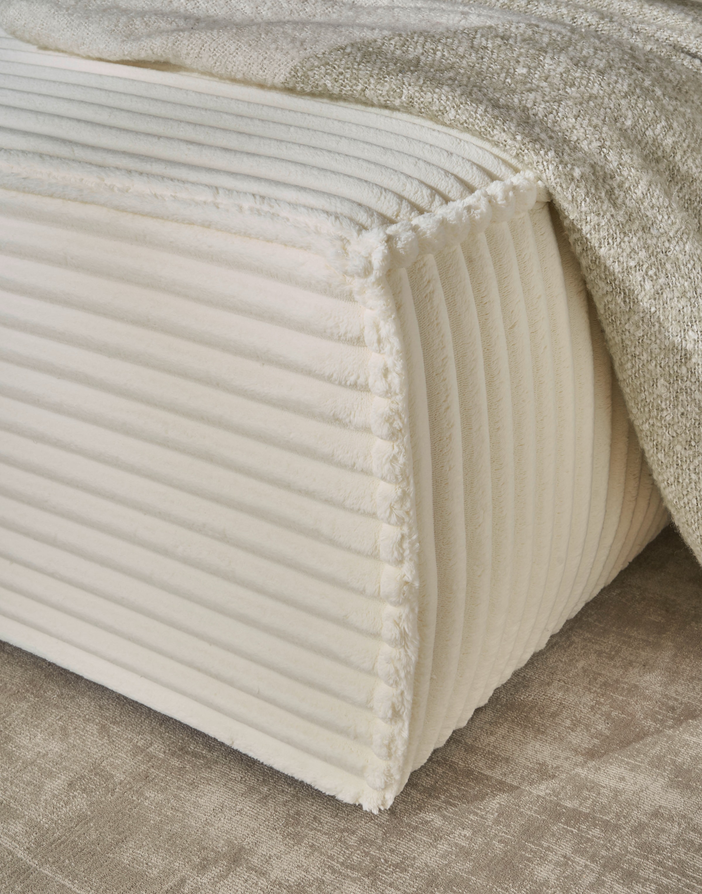 andas Wohnlandschaft »FINNLEY U-Form XXL 329 cm, Schlafsofa, Schlaffunktion m. Bettkasten«, (194/139 cm), Bouclé, Struktur und Cord