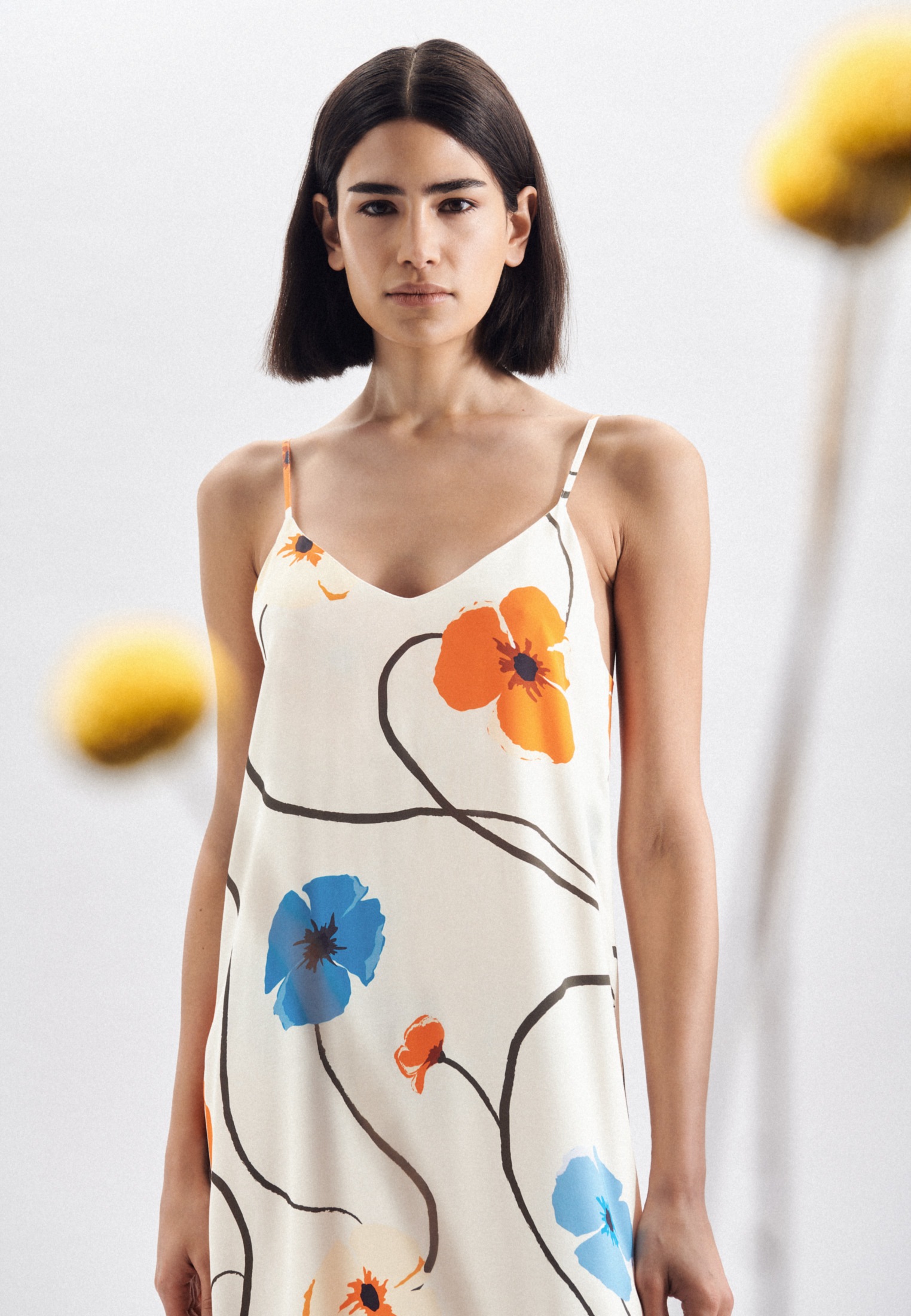 seidensticker Sommerkleid »Schwarze Rose«, Ohne Arm V-Neck Floral
