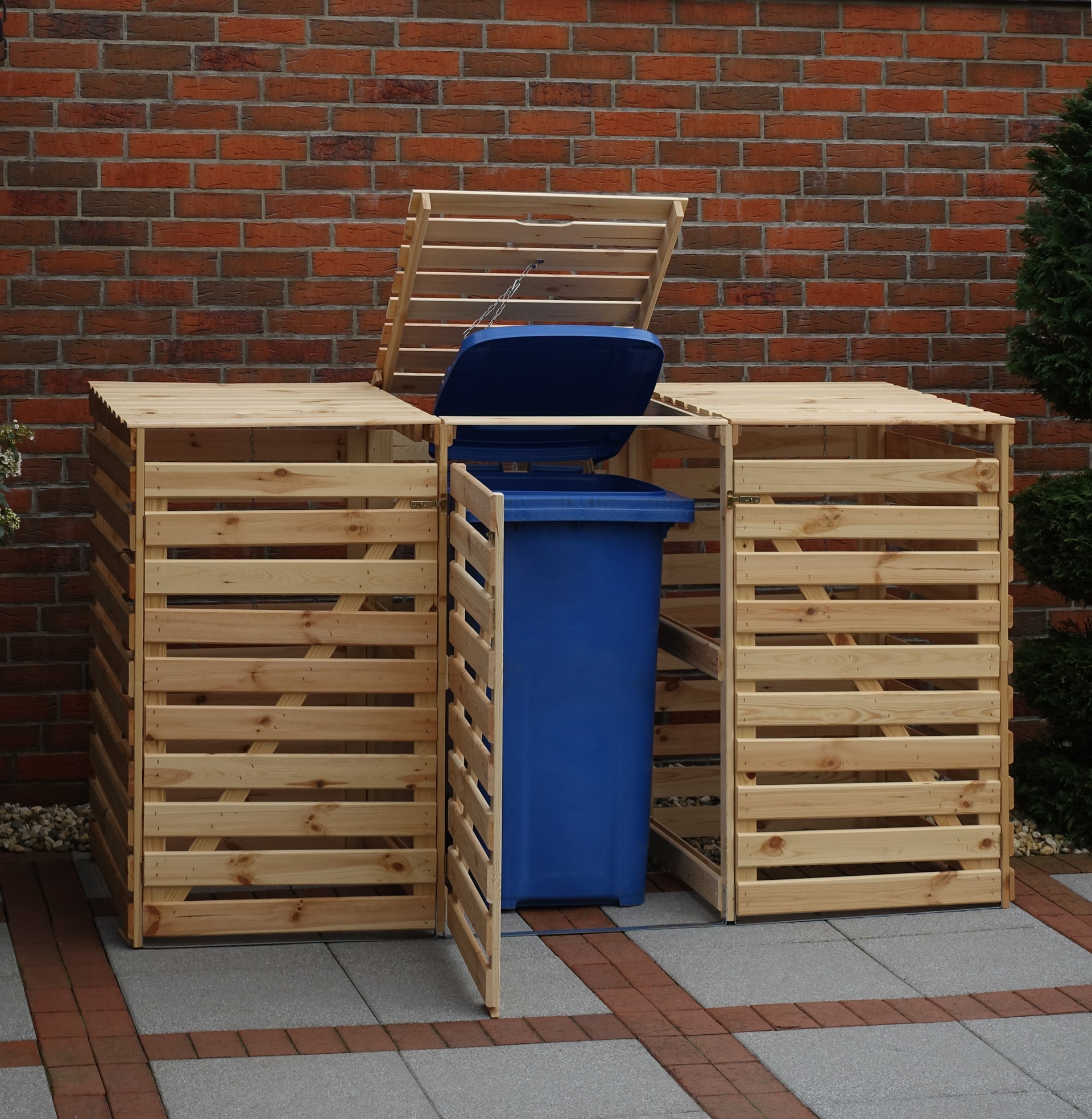 promadino Mülltonnenbox »Vario V«, für 3 Tonnen, robust aus ökologisch, zertifiziertem Kiefernholz