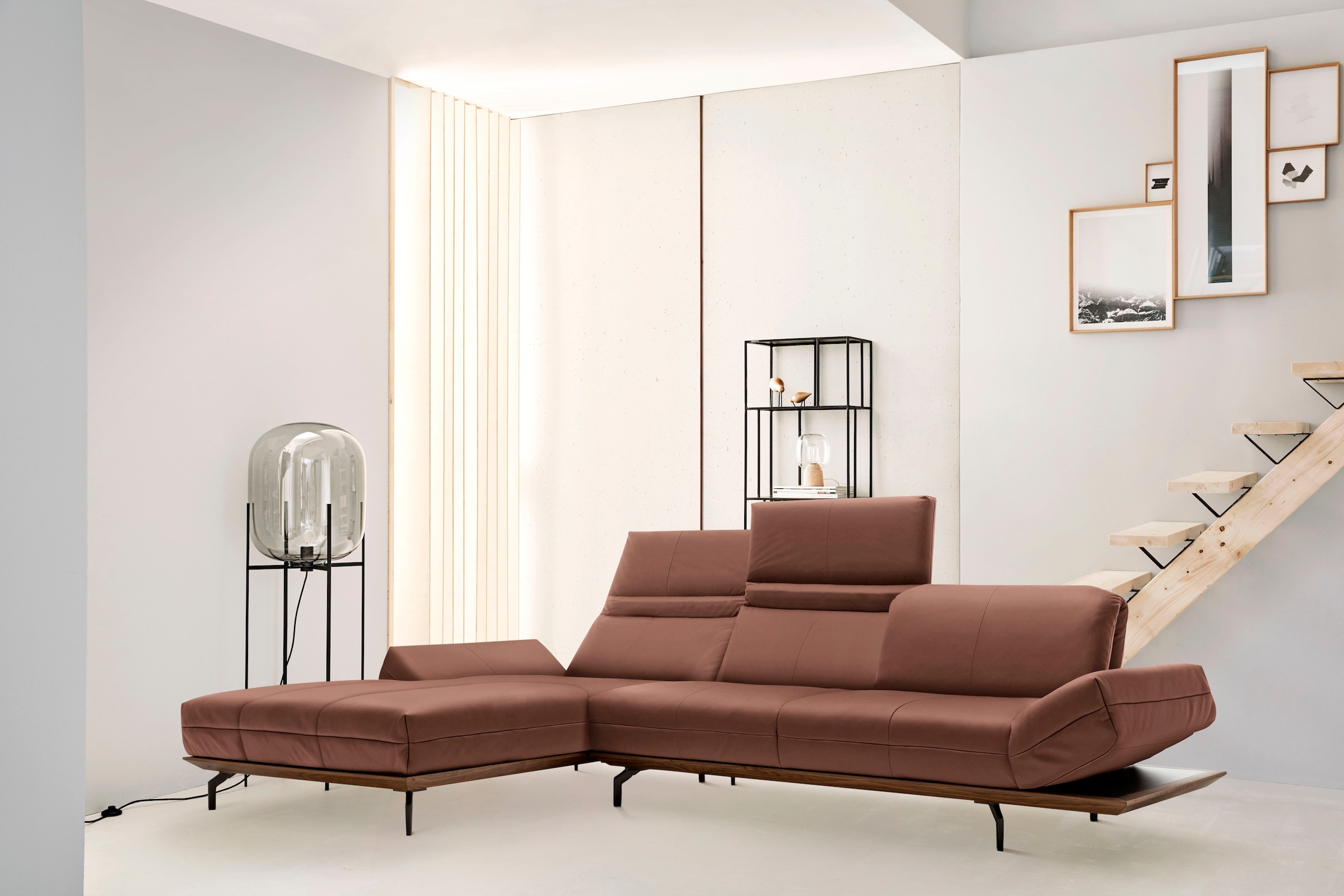 Creation BY ROLF BENZ Ecksofa "CR.420, Designecksofa, bequem, verstellbare Rückenlehne, L-Form" in 2 Qualitäten, Holzrahmen in Eiche Natur oder Nußbaum, Breite 313 cm