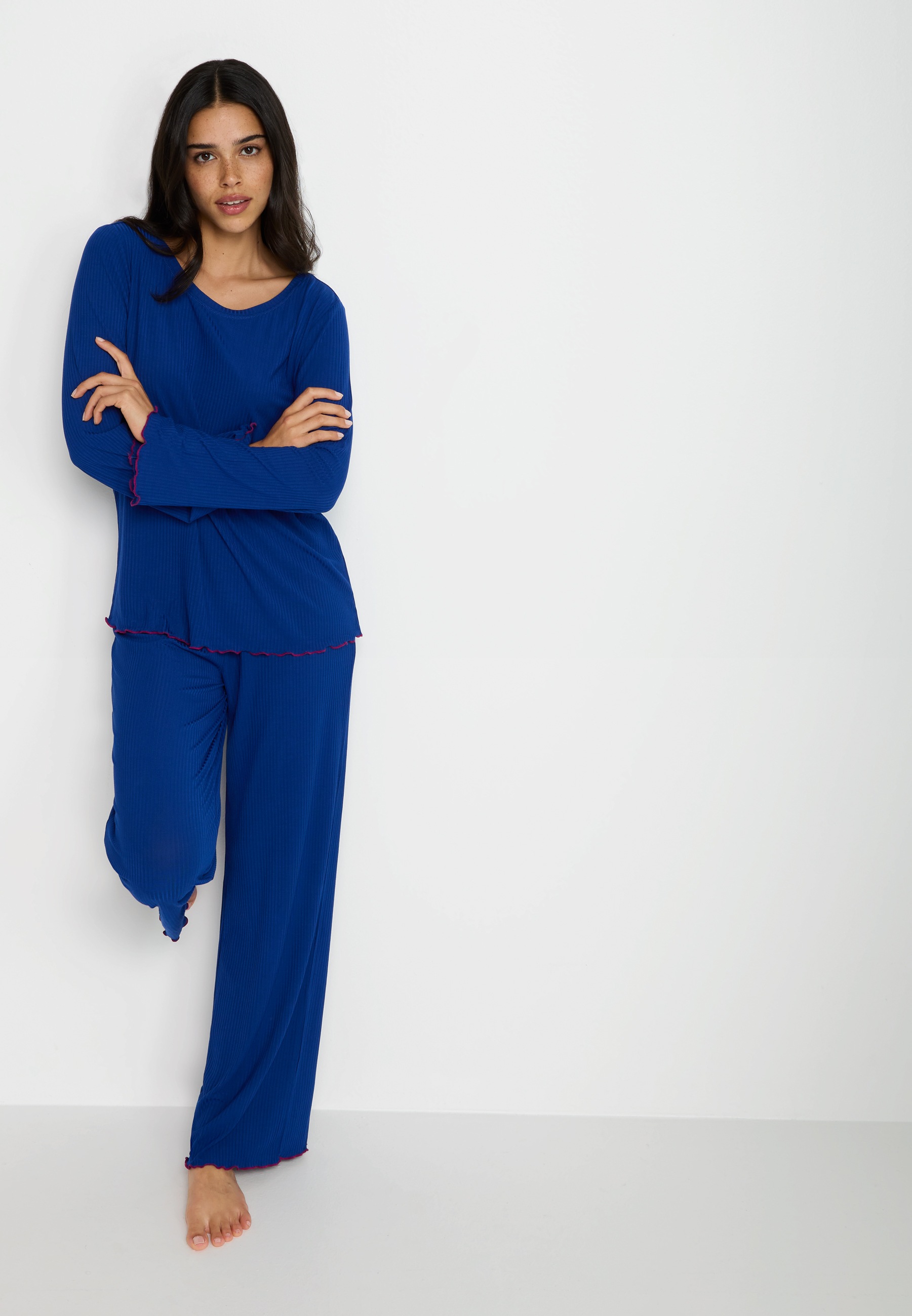 LSCN by LASCANA Pyjama Set, 2 Stk. mit süßen Kräuselsäumen