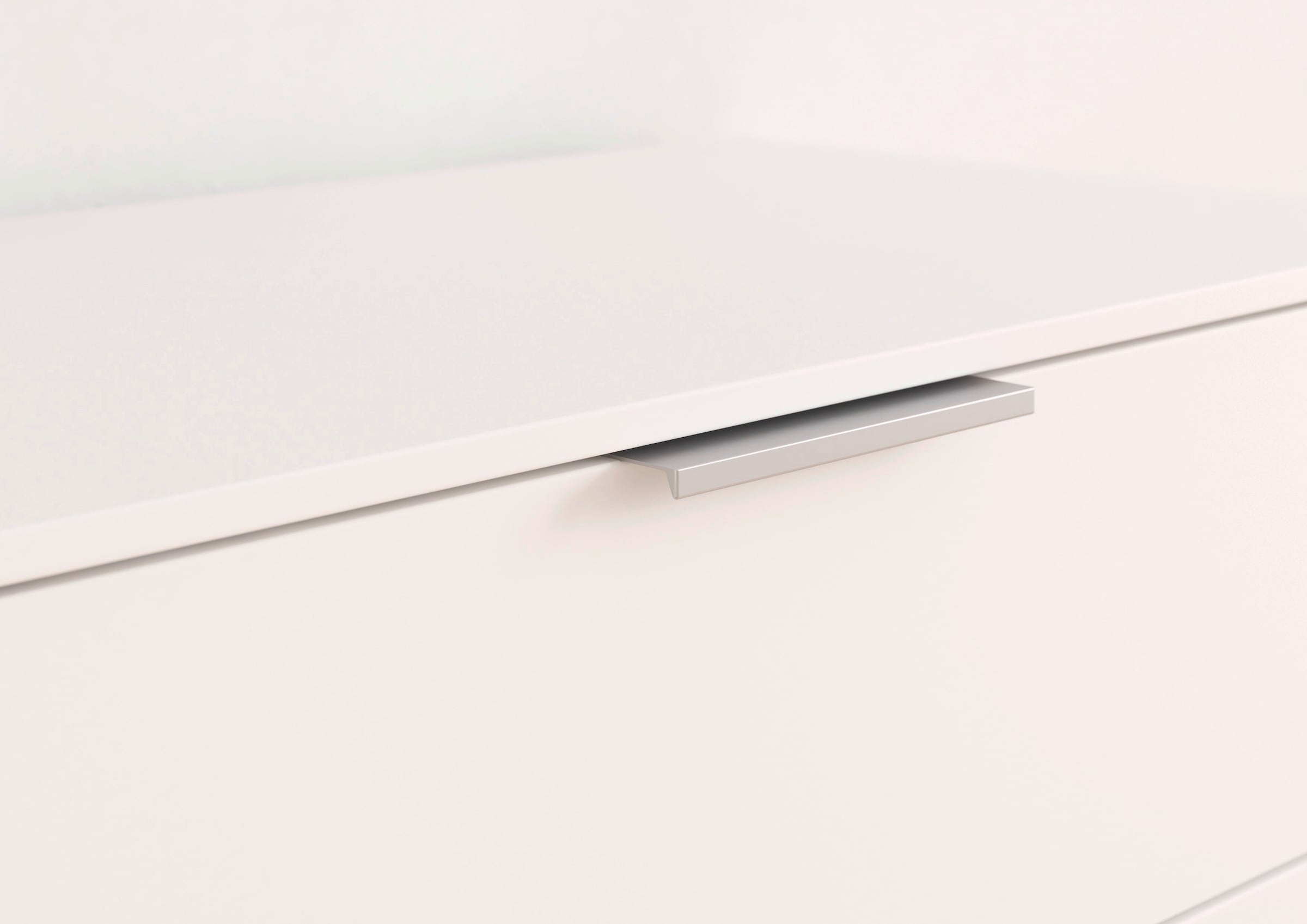 rauch Schubkastenkommode »Lowboard Sideboard Schubladenkommode Kommode ASTANA« Breite 80 cm / Höhe 61 cm,  mit 3 geräumigen Schubladen, Kantengriff in Alufarben MADE IN GERMANY