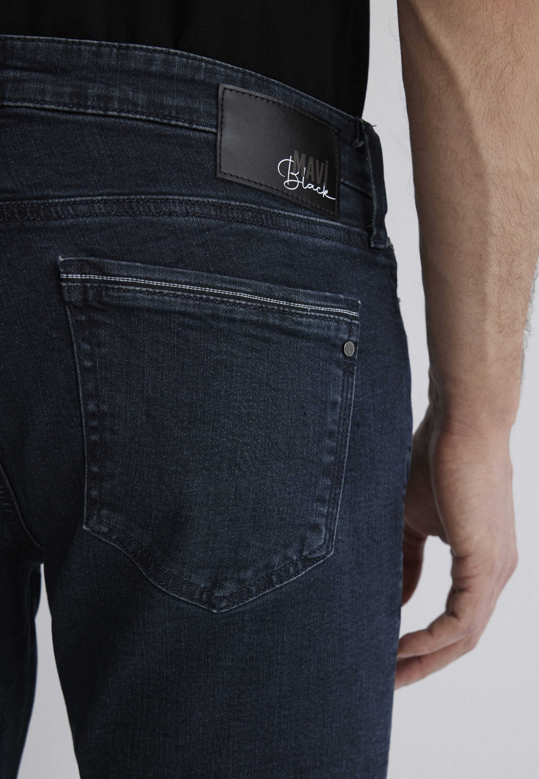 Mavi Röhrenjeans »JAKE«, Denim Pants