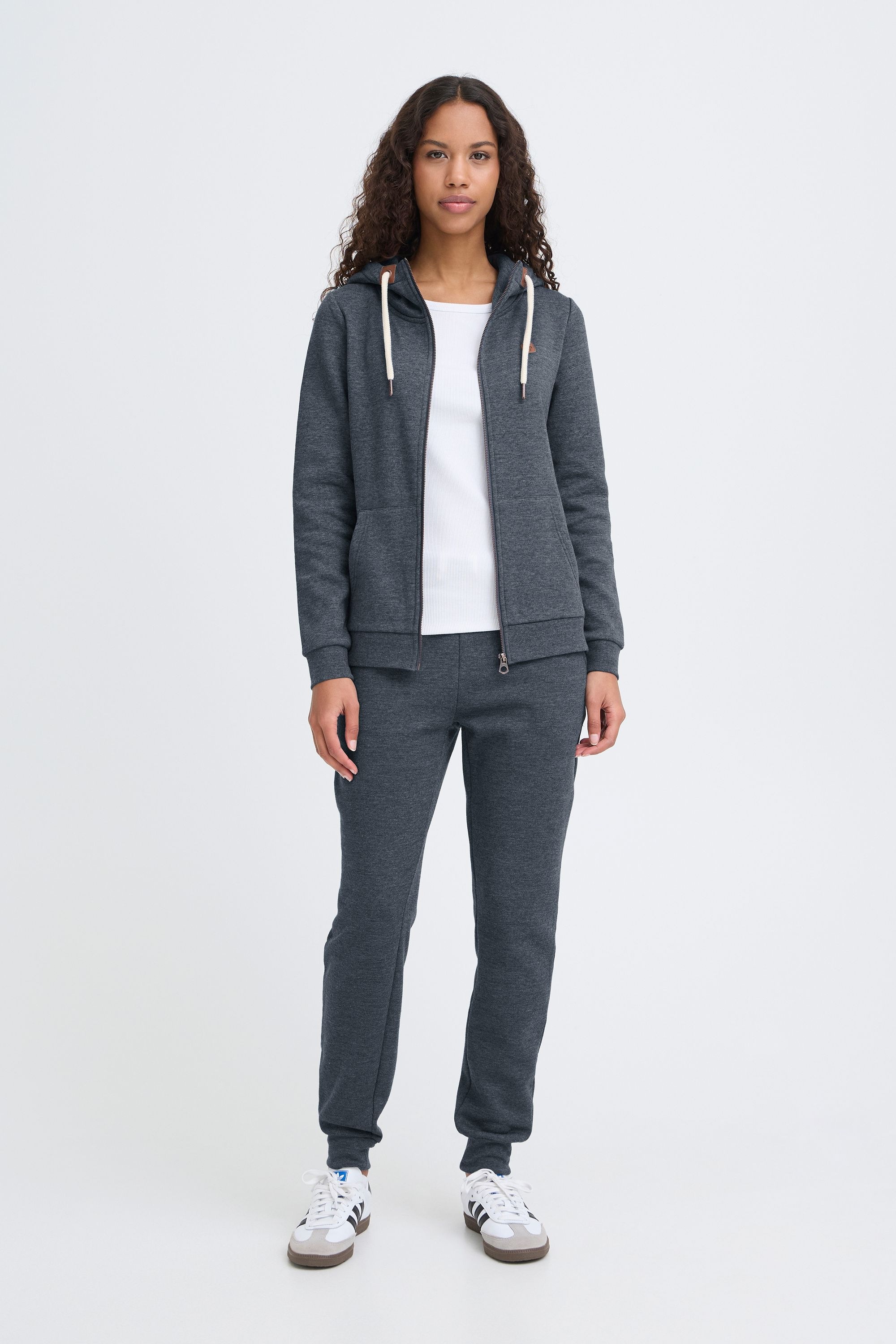 OXMO Kapuzensweatjacke "Kapuzensweatjacke OXVicky" günstig online kaufen