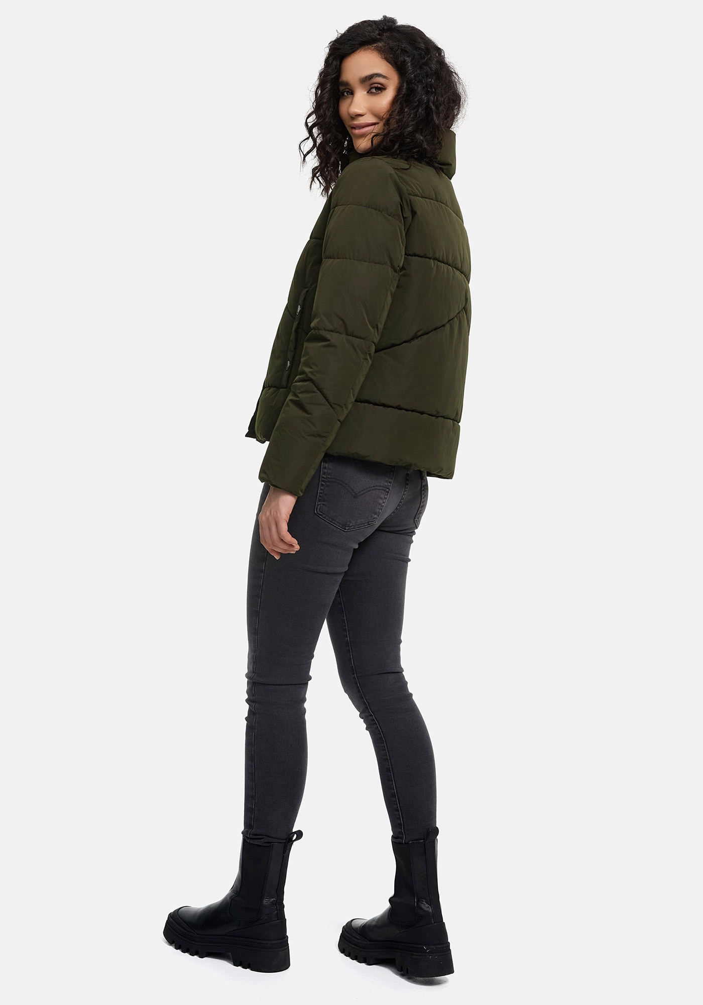 Marikoo Winterjacke »Jalliaa« mit schönem Steppdesign