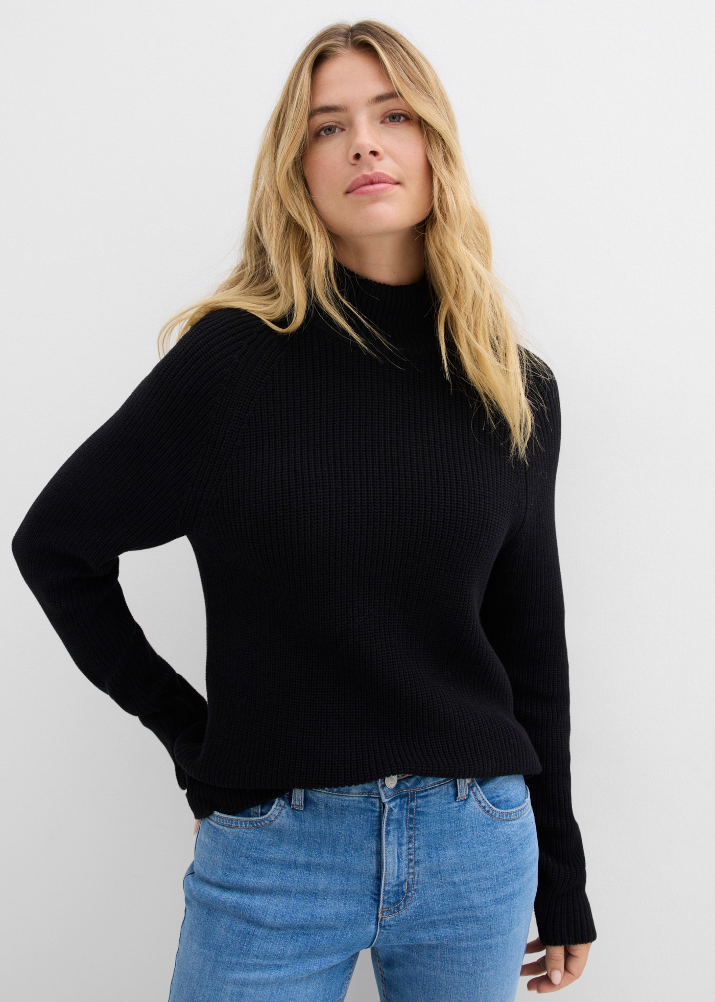 bonprix Strickpullover aus reiner Baumwolle, Loose Fit, mit Stehkragen, im Casual Stil