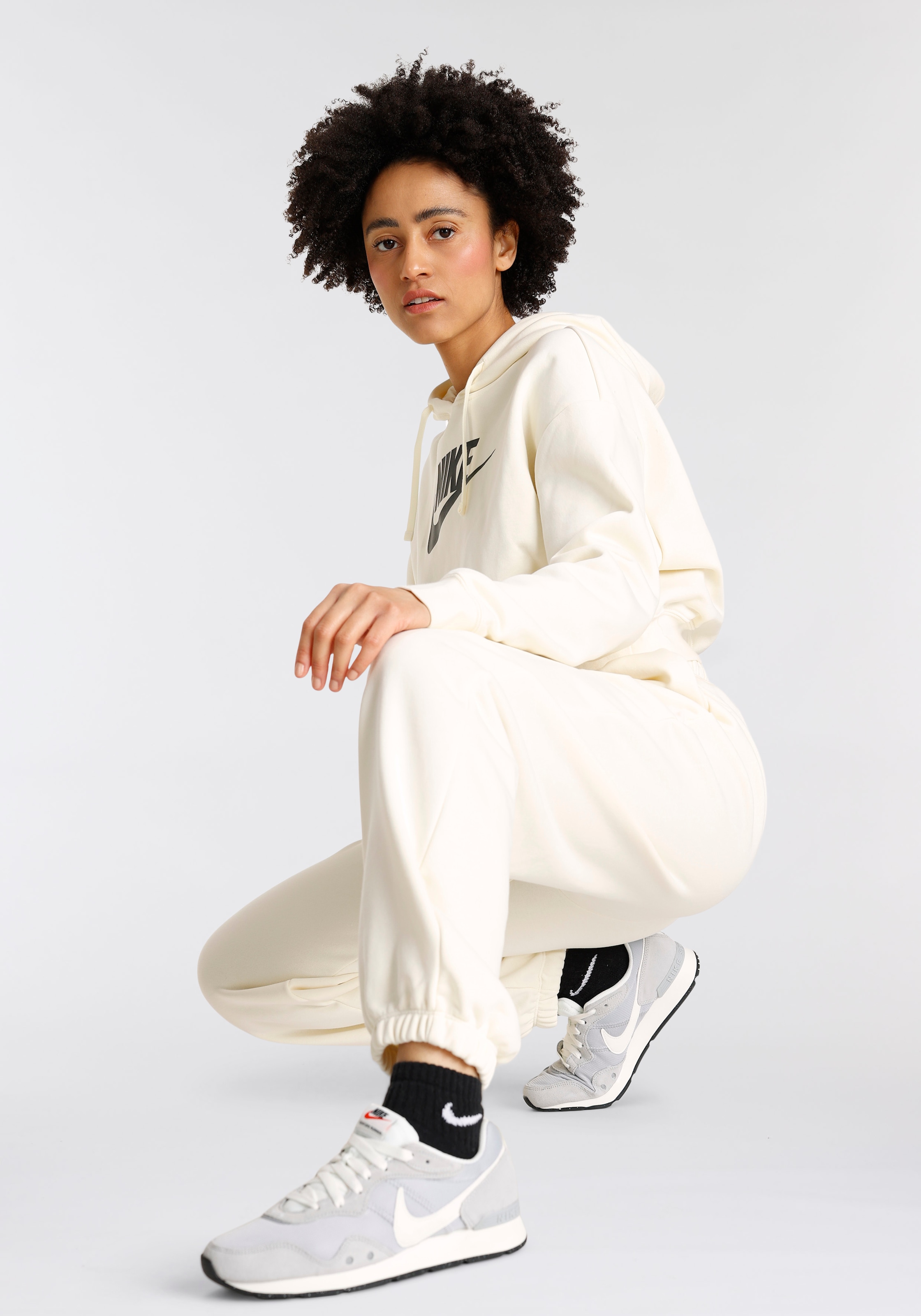 Nike Sportswear Sneaker »VENTURE RUNNER«