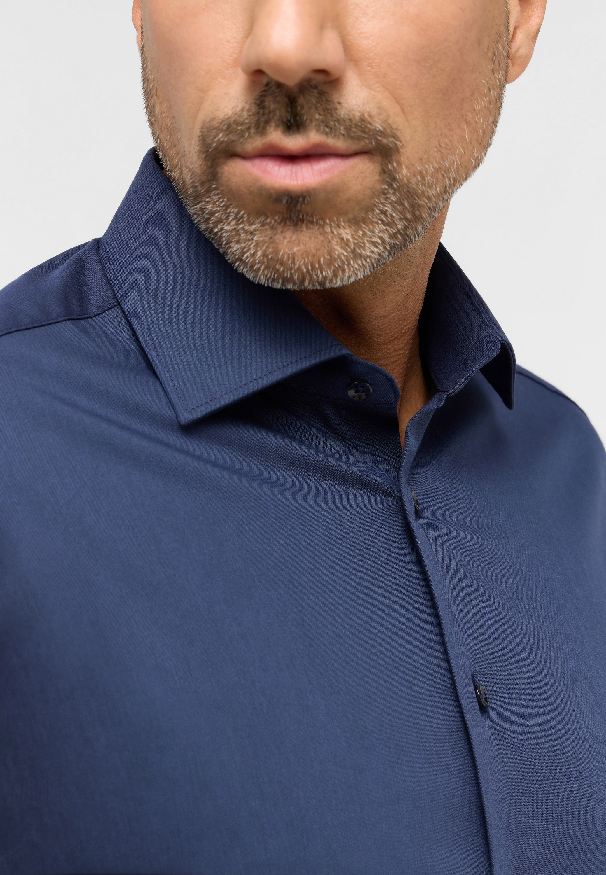 Thumbnail - Eterna Langarmhemd "MODERN FIT" NON IRON (bügelfrei)