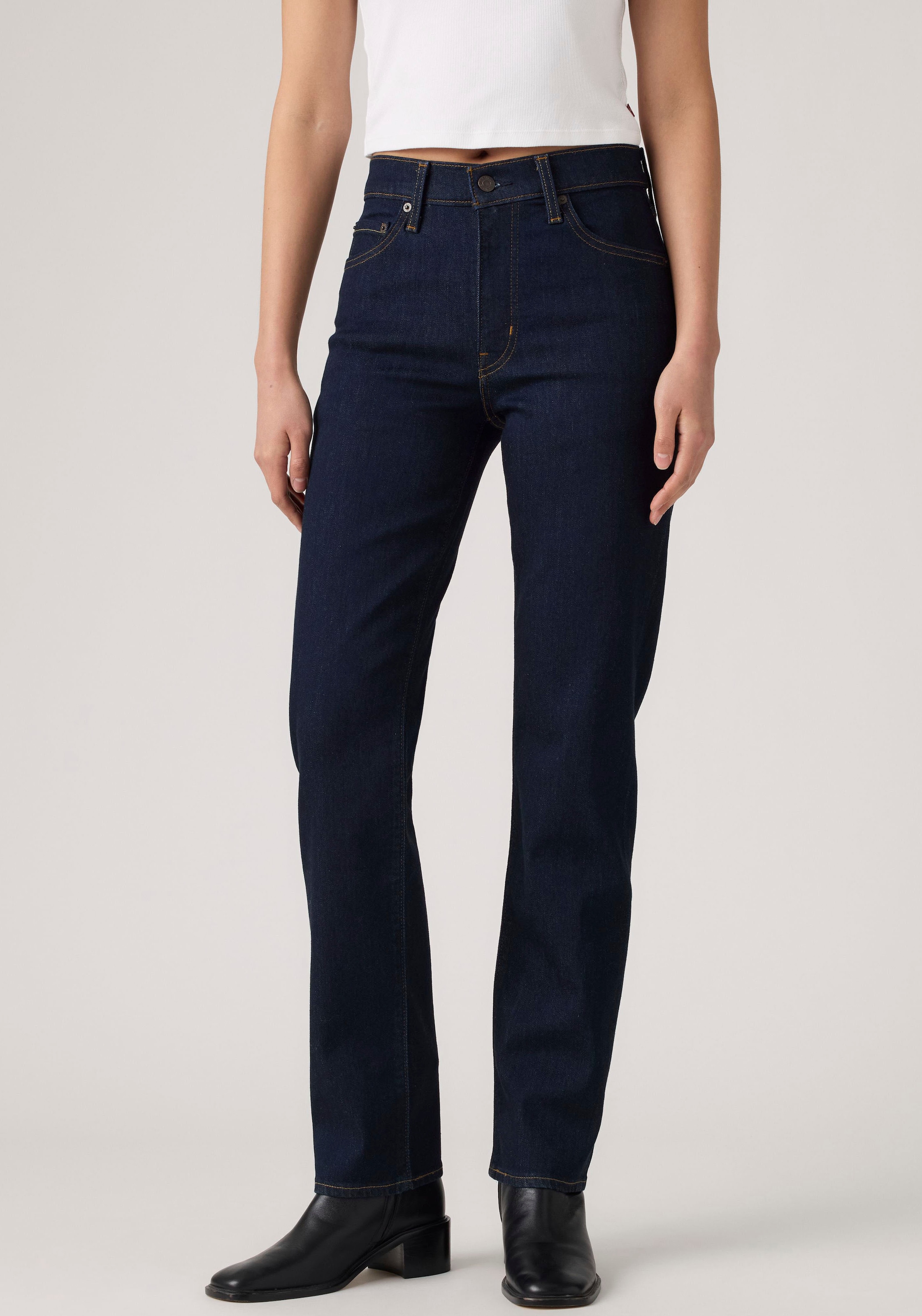 Levis Slim-fit-Jeans "722 HIGH RISE SLIM" mit Lyocell und Stretch