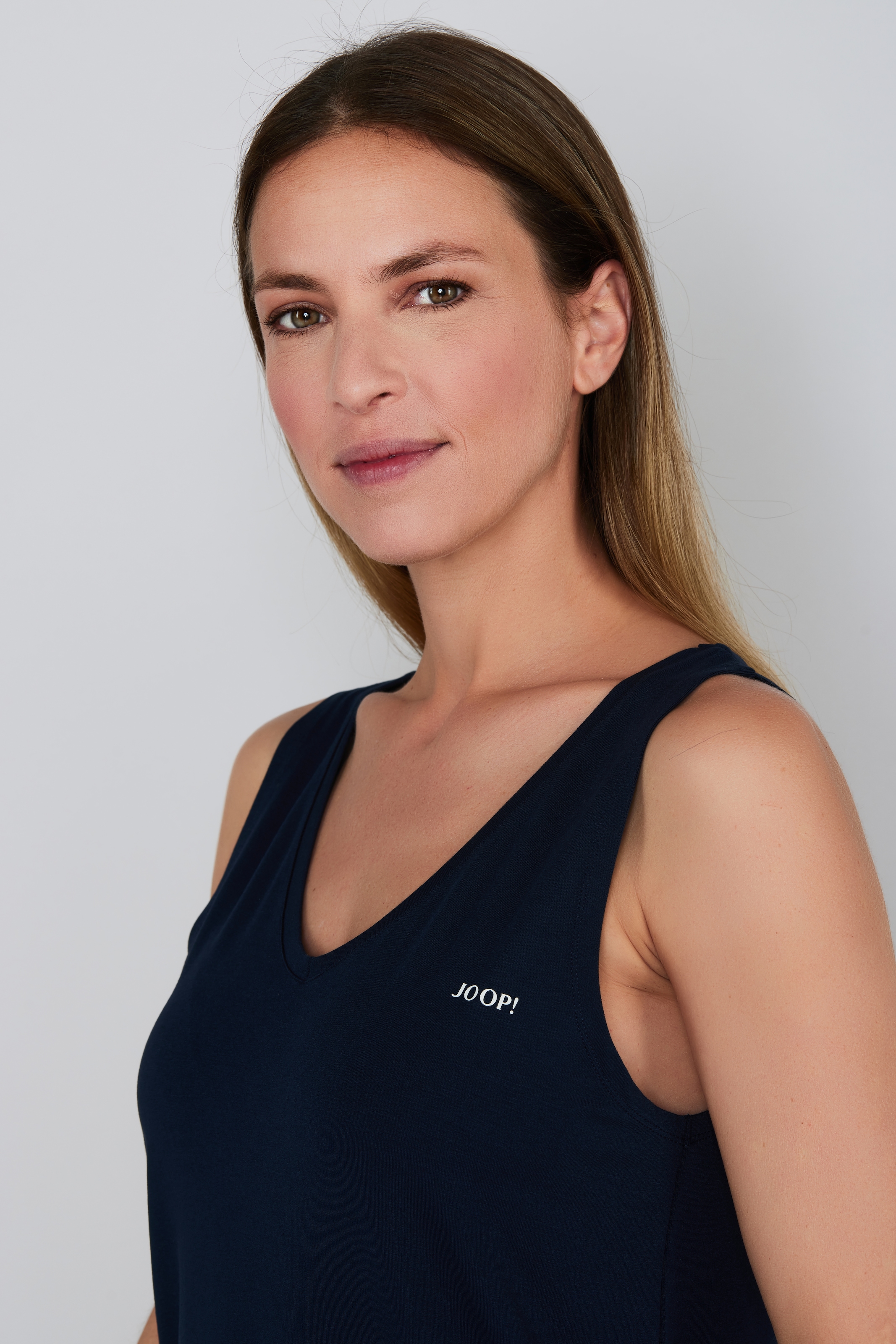 JOOP! Yogashirt »Move«, ärmellos, V-Ausschnitt