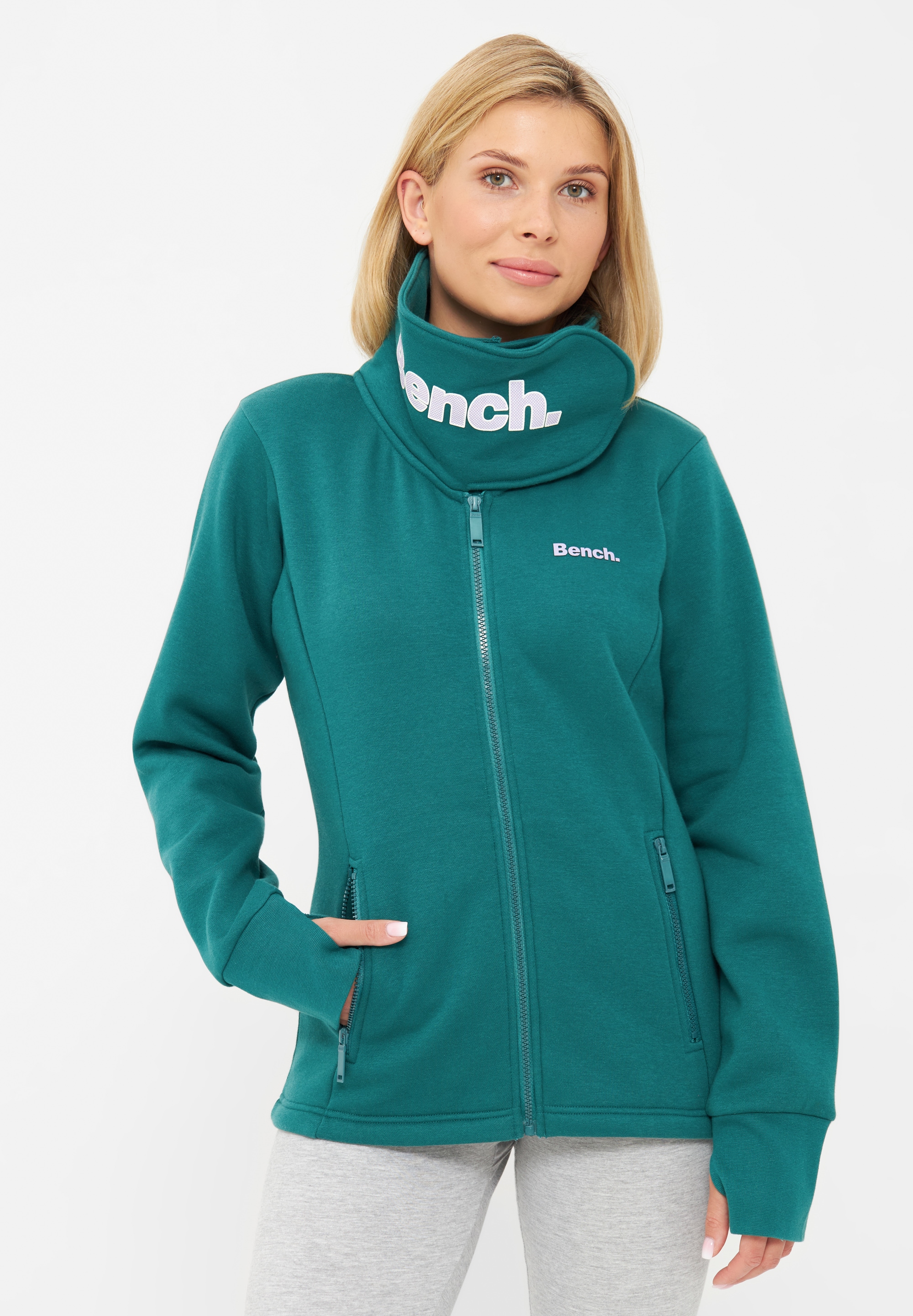 Bench. Sweatjacke "HAYLO"